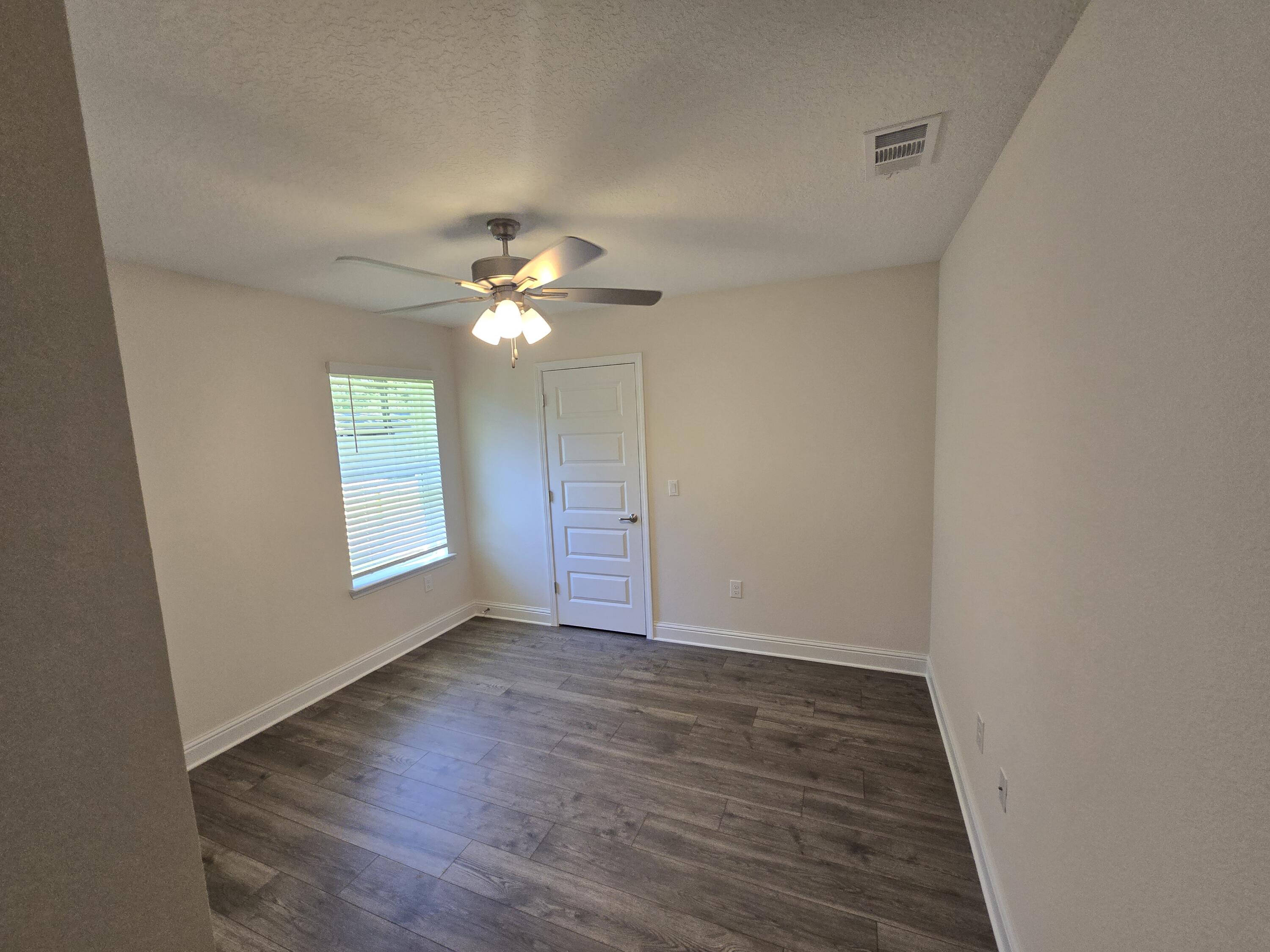 Nature Lake - Residential