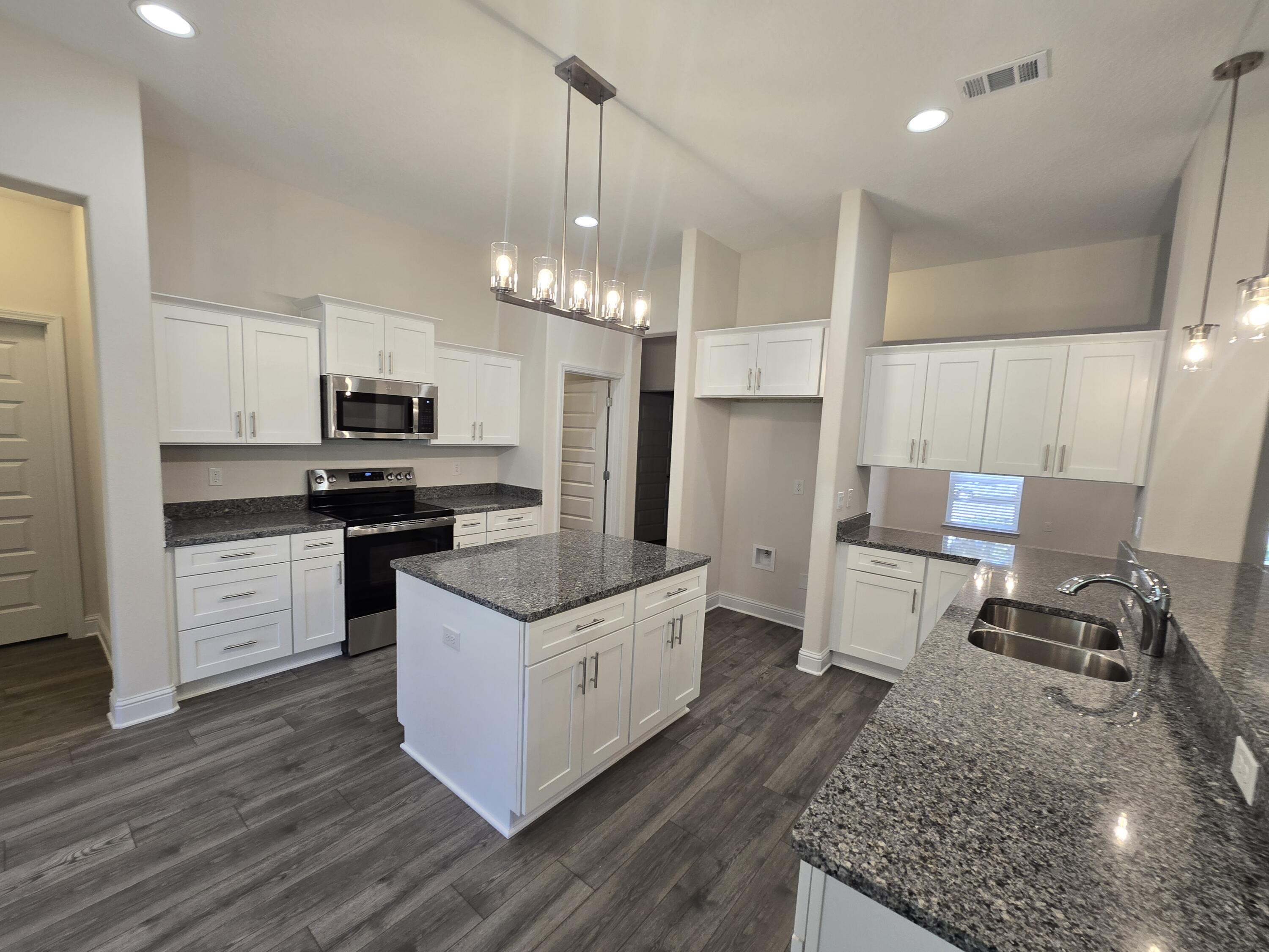 Nature Lake - Residential