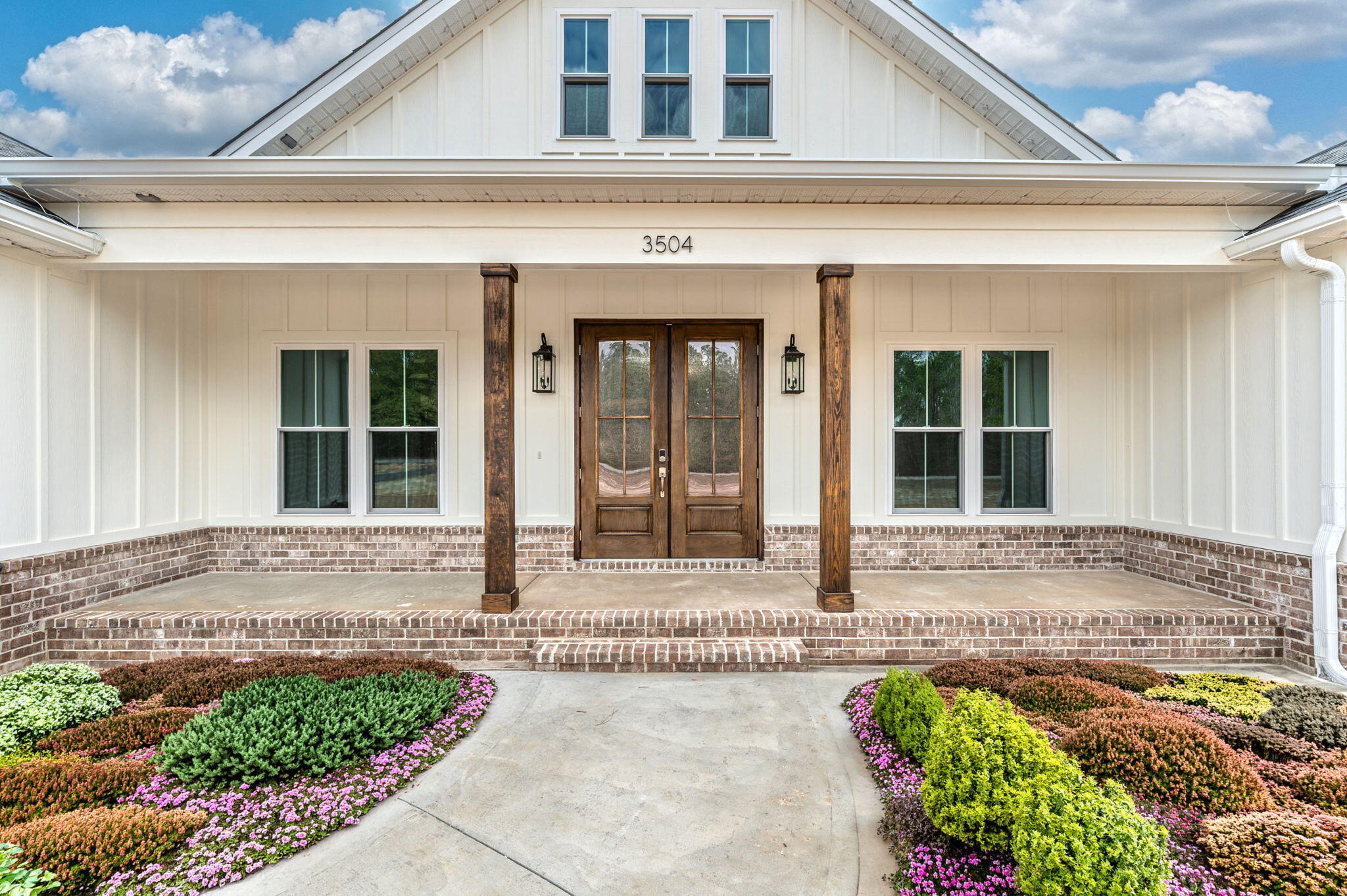 NO RECORDED SUBDIVISION - Residential