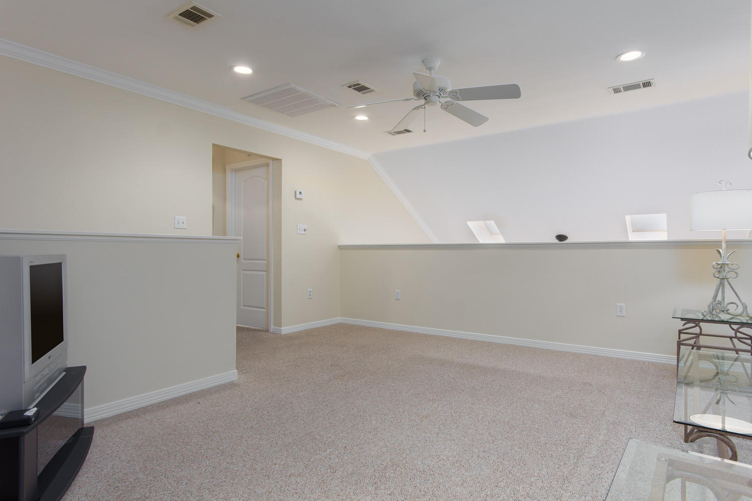 BEACHWALK VILLAS - Residential