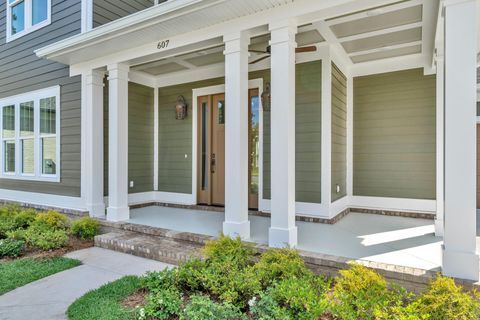 A home in Niceville