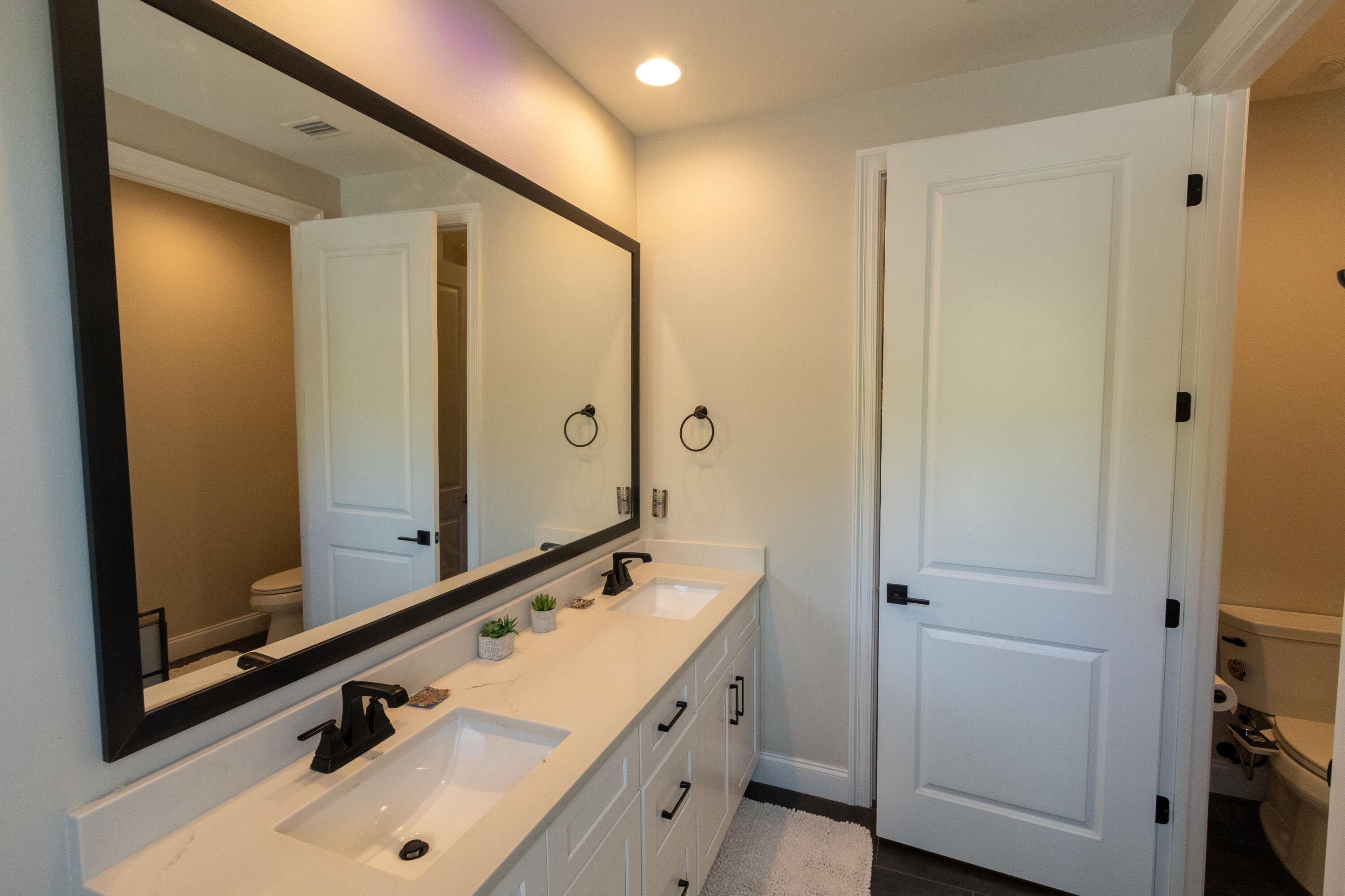 RAIDERS LANDING - Residential