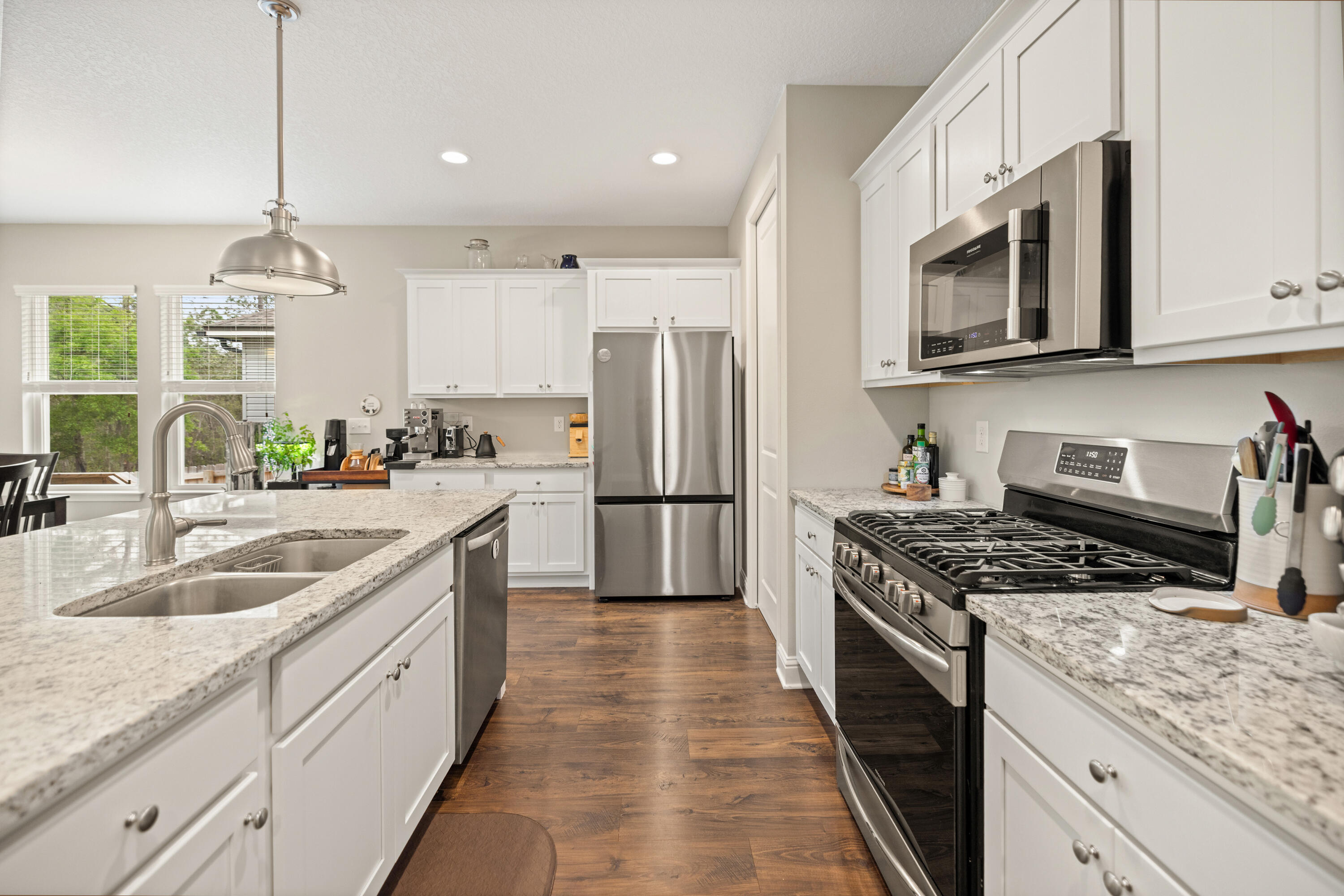 WALSH GLEN ESTATES - Residential