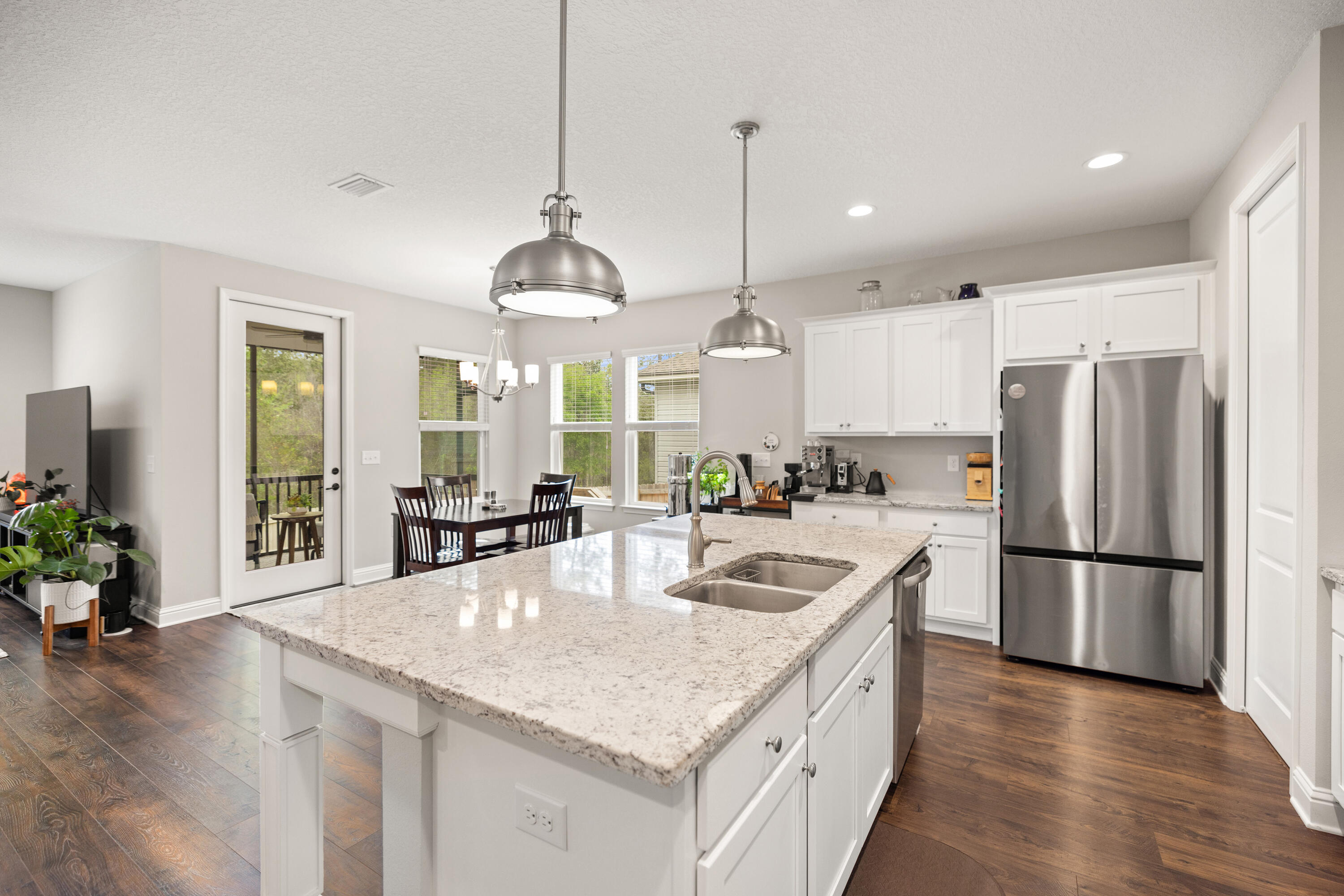 WALSH GLEN ESTATES - Residential