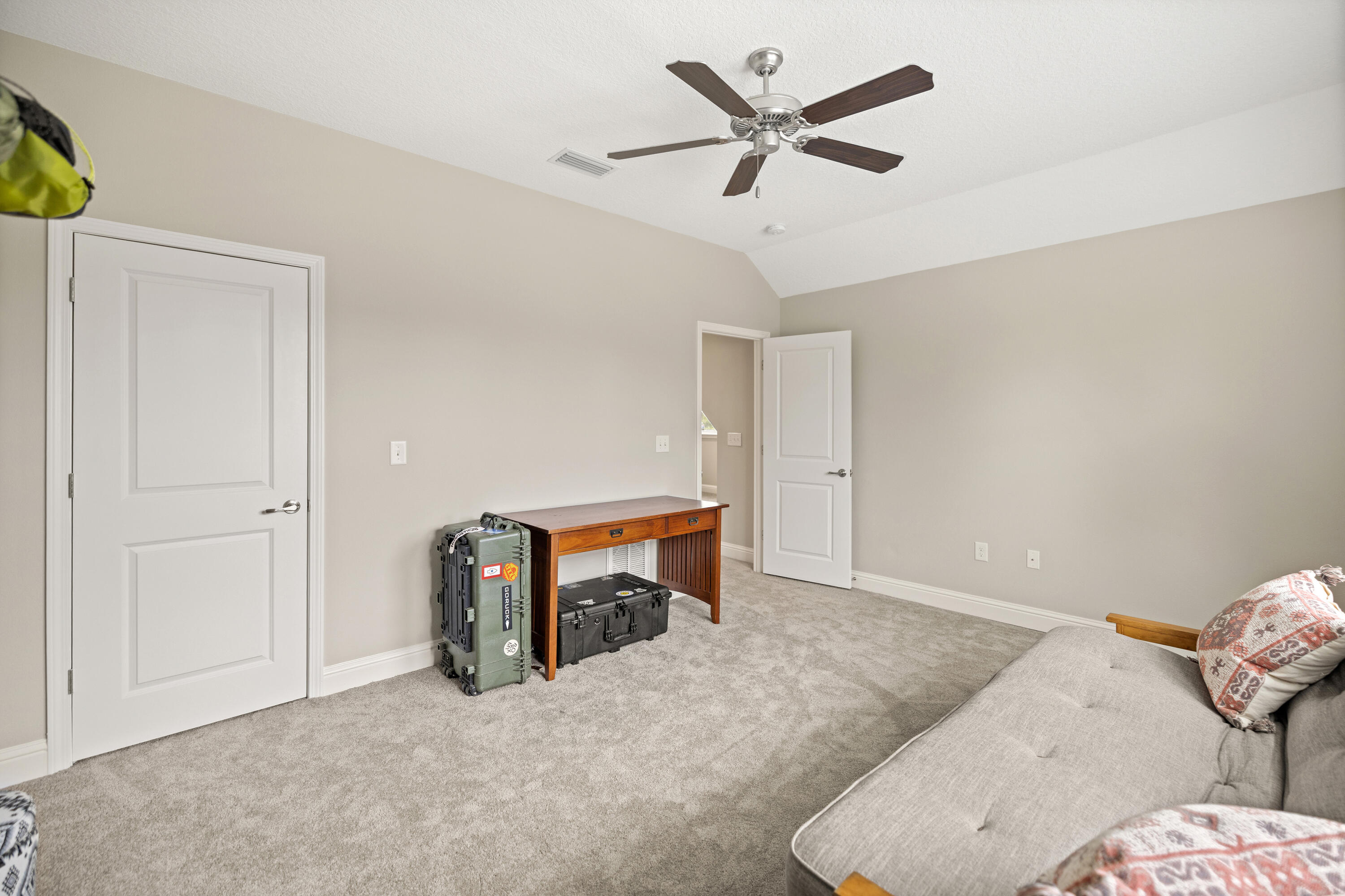 WALSH GLEN ESTATES - Residential