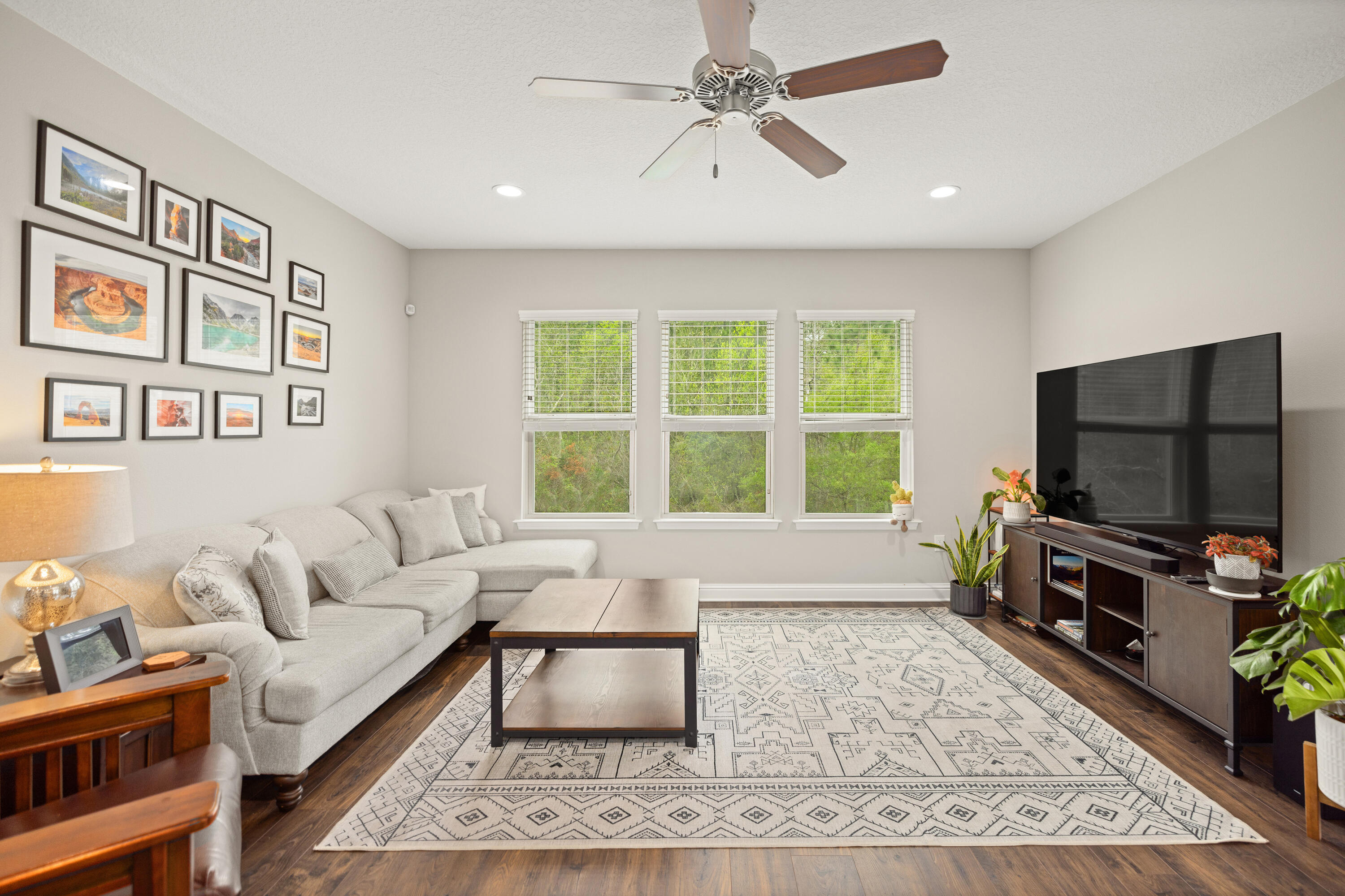 WALSH GLEN ESTATES - Residential