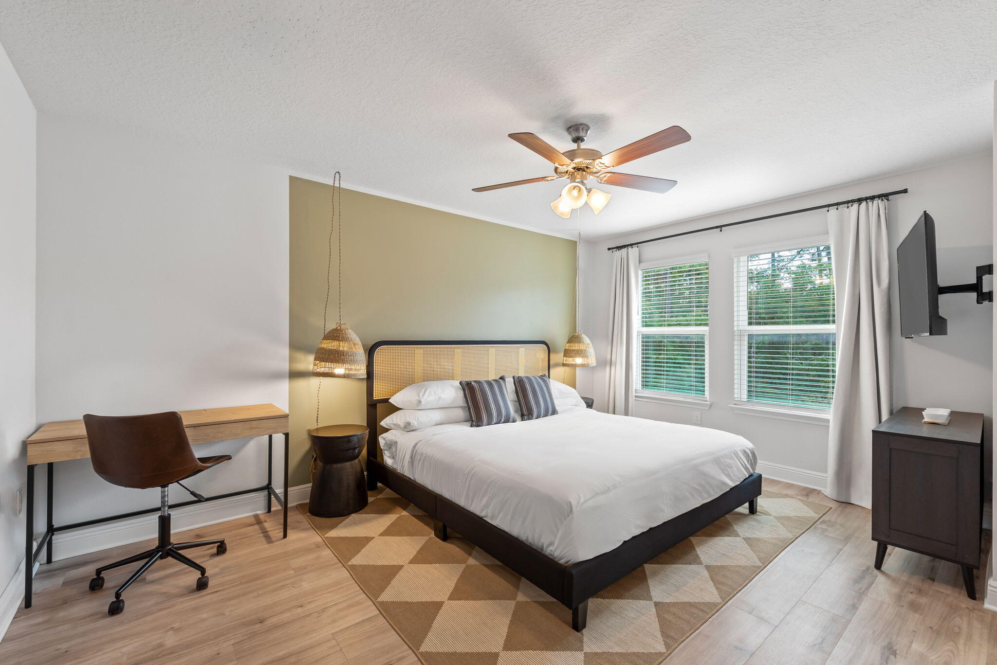 SANDHILL PINES - Residential