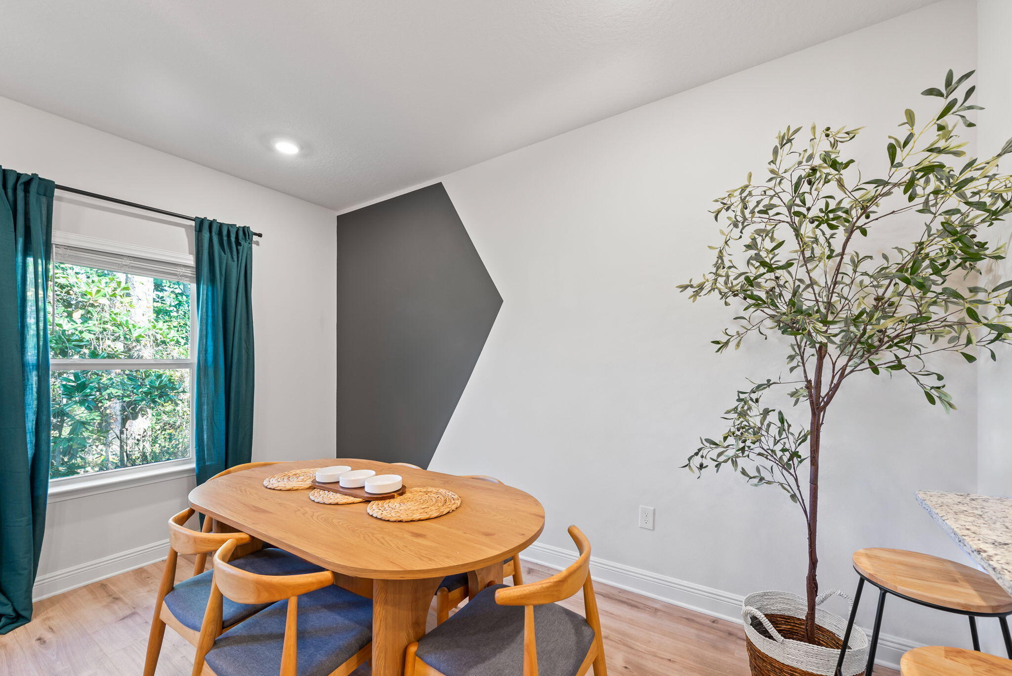 SANDHILL PINES - Residential