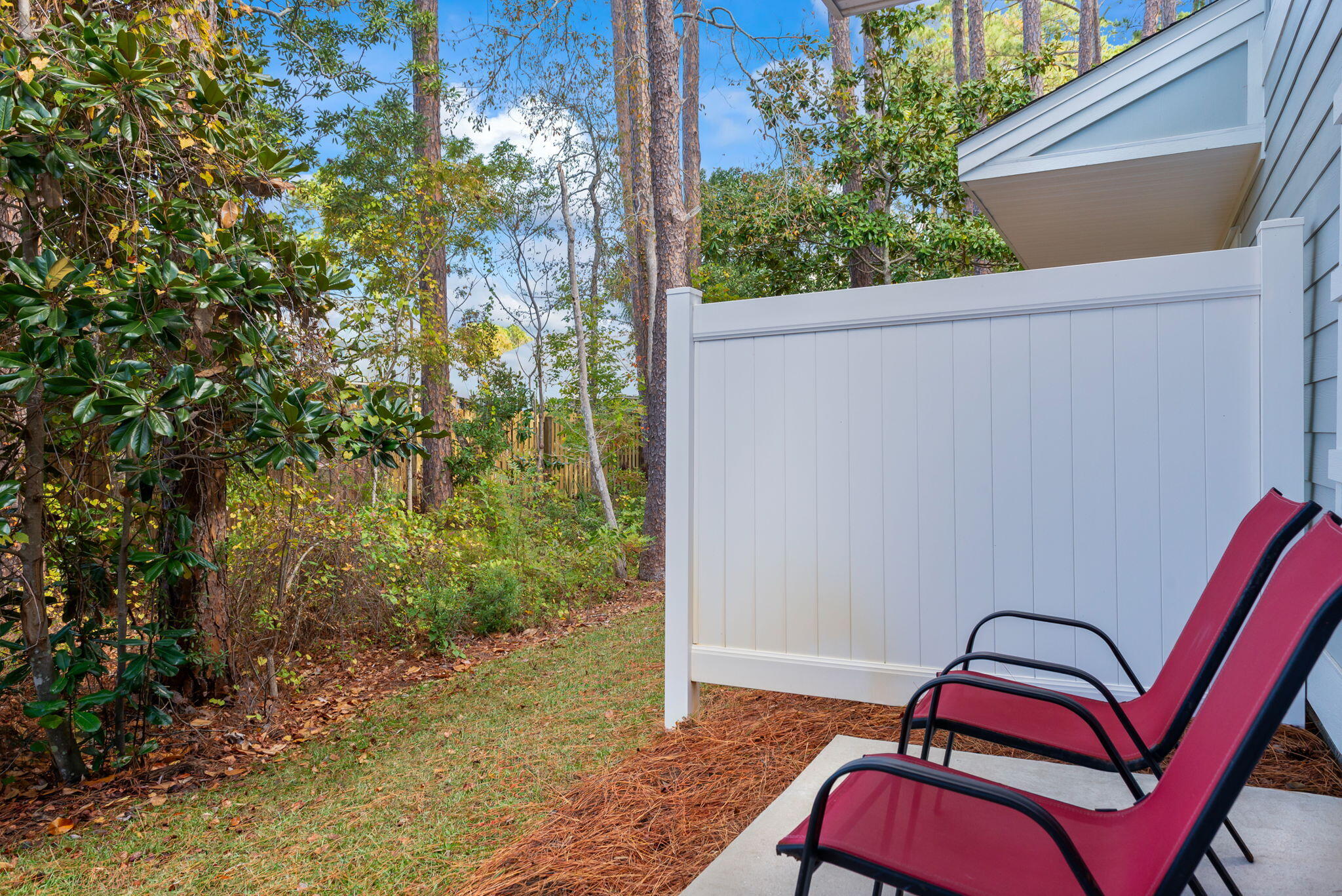 SANDHILL PINES - Residential