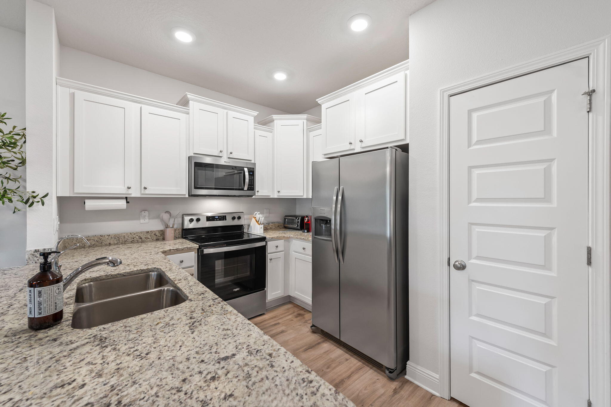 SANDHILL PINES - Residential