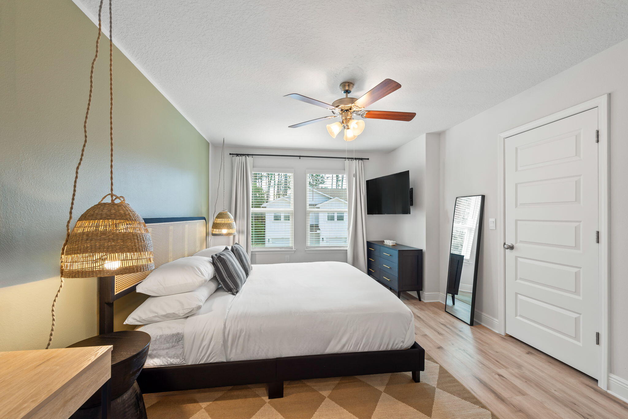 SANDHILL PINES - Residential