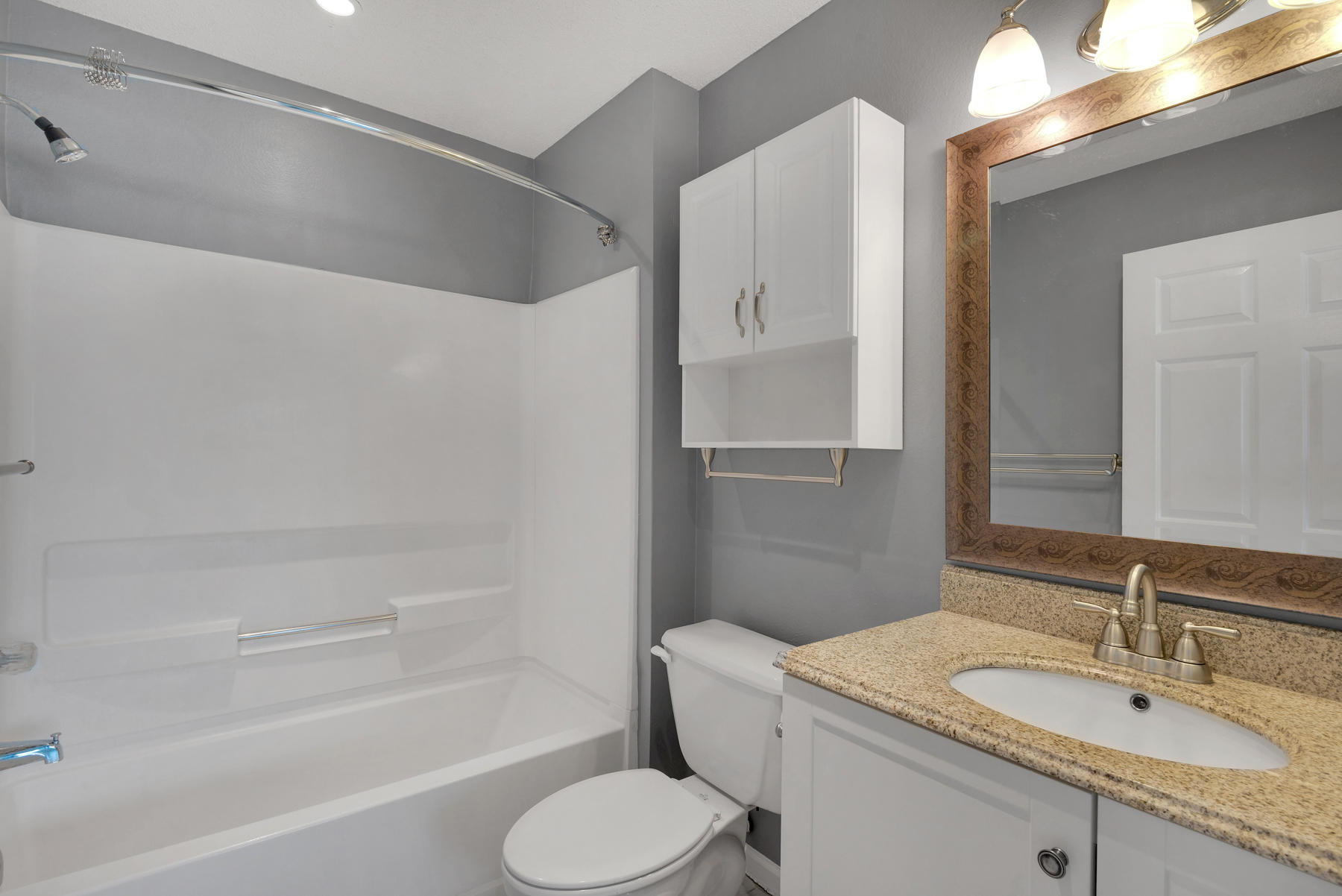 INDIAN LAKE - Residential