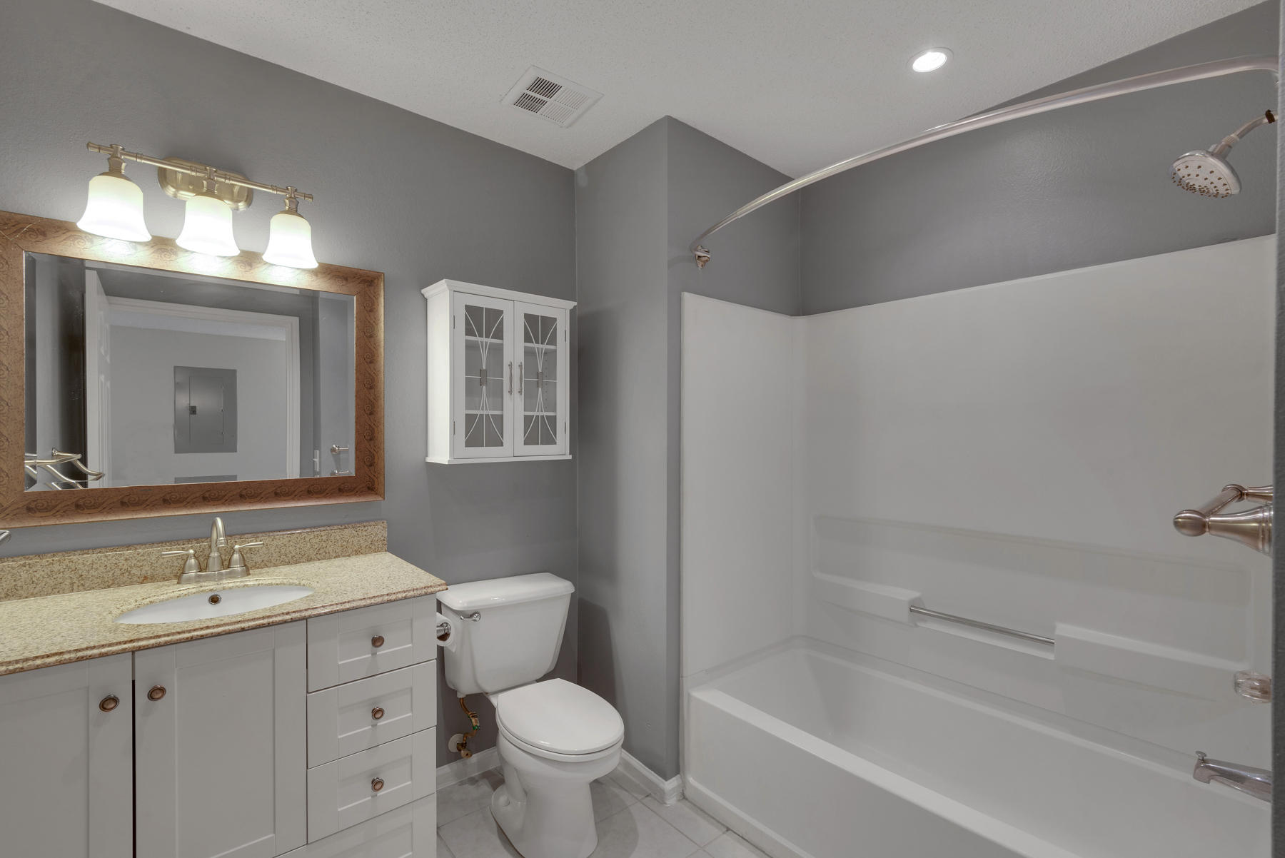 INDIAN LAKE - Residential