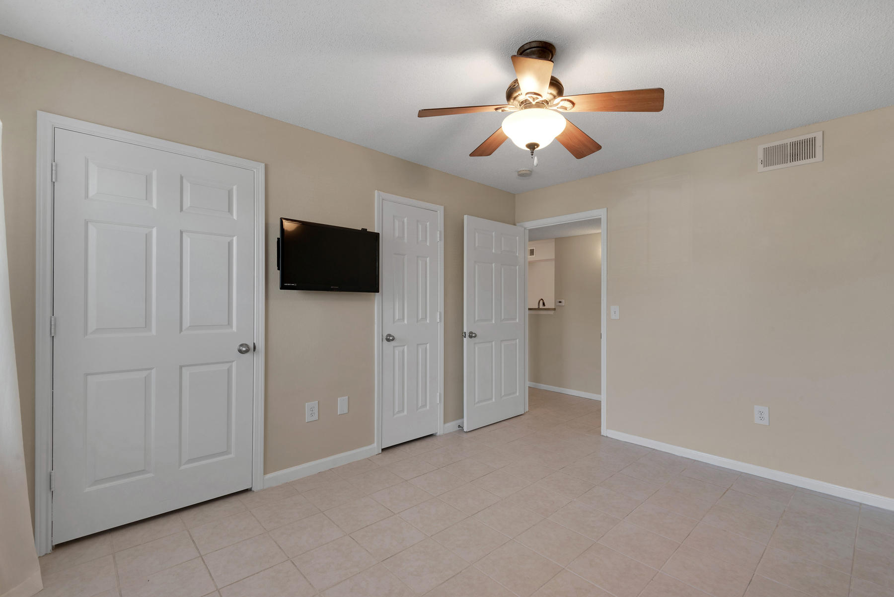 INDIAN LAKE - Residential