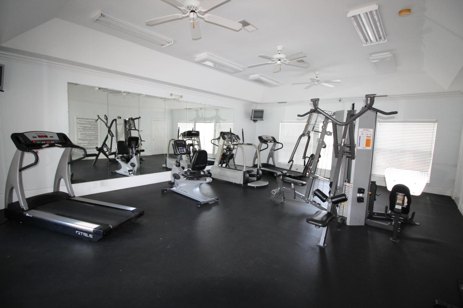 INDIAN LAKE - Residential