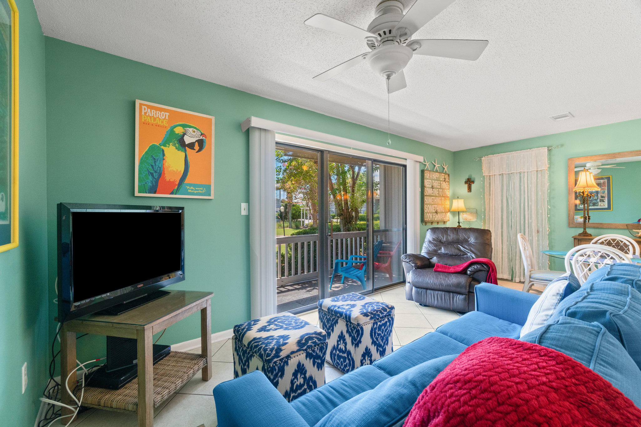 BEACHWOOD VILLAS CONDO PH 2 - Residential