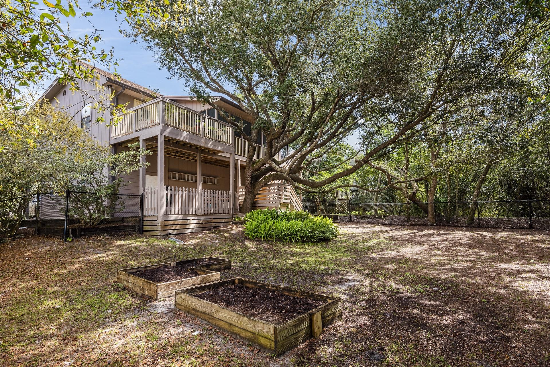 BEACH HIGHLAND 1ST ADD - Residential