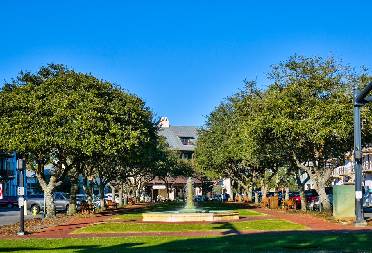 SEACREST BEACH - Land