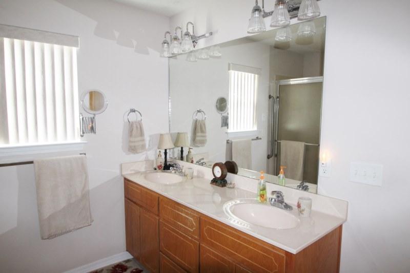 MOORES PLACE S/D - Residential