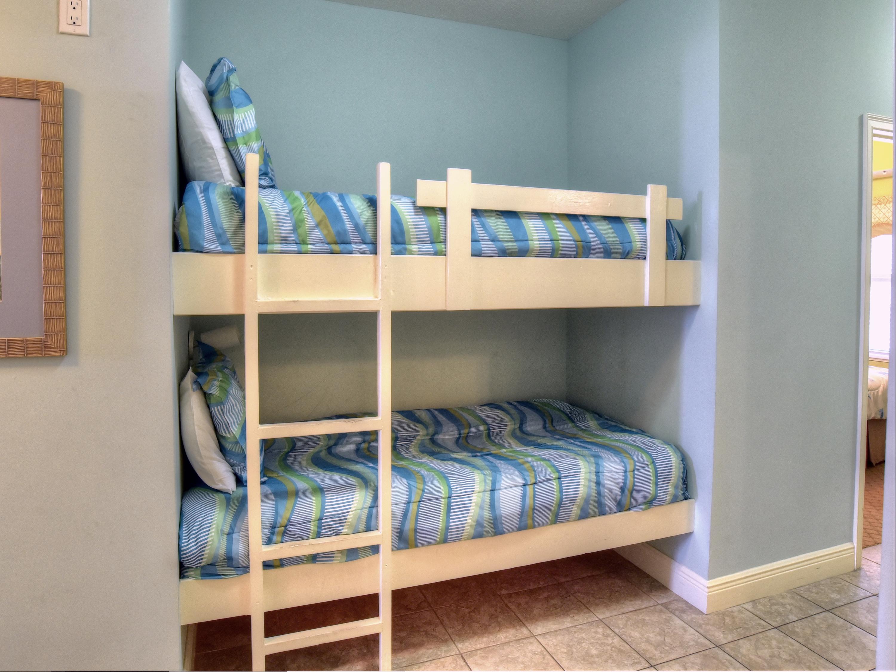 WATERS EDGE - Residential