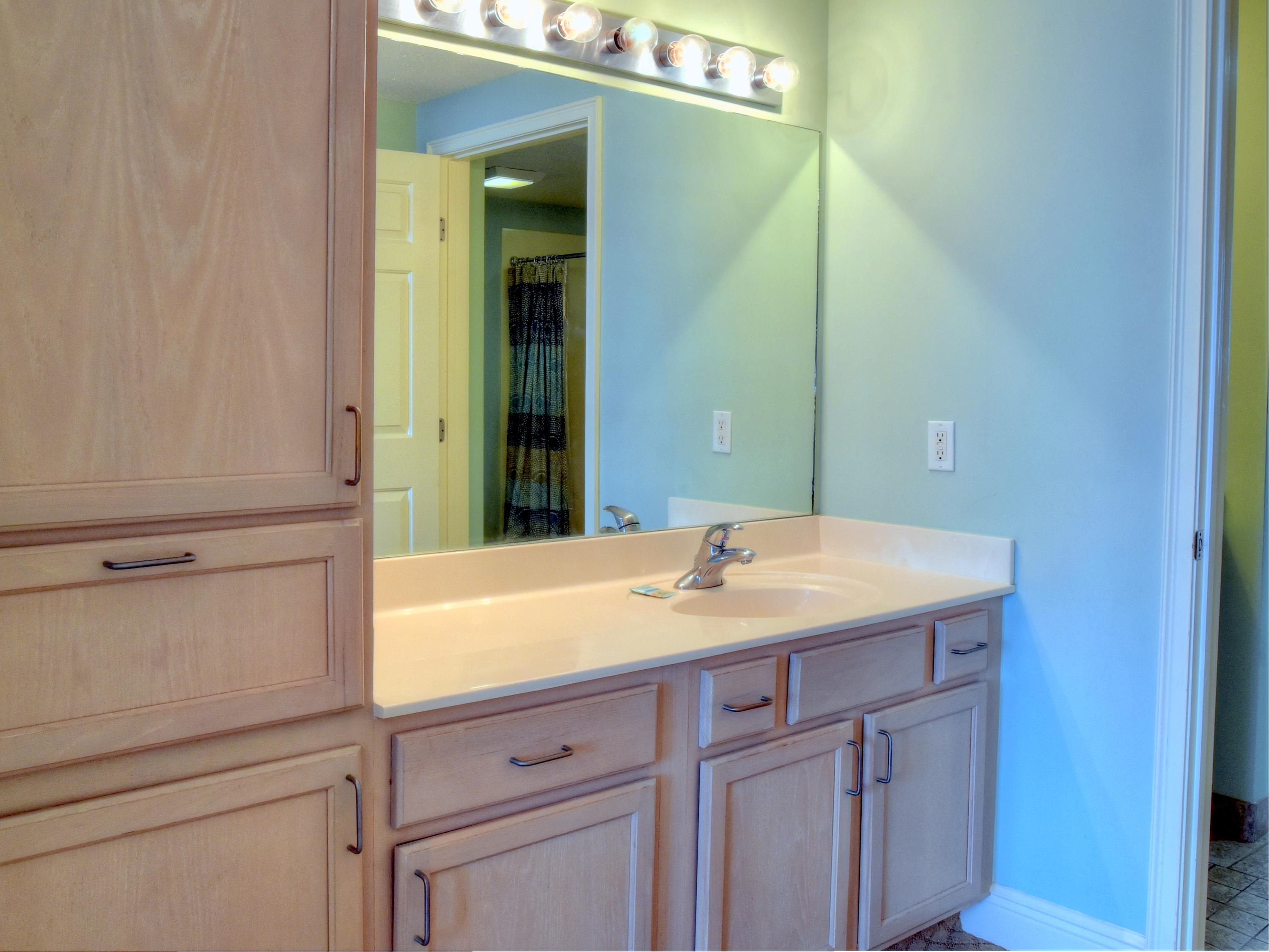 WATERS EDGE - Residential