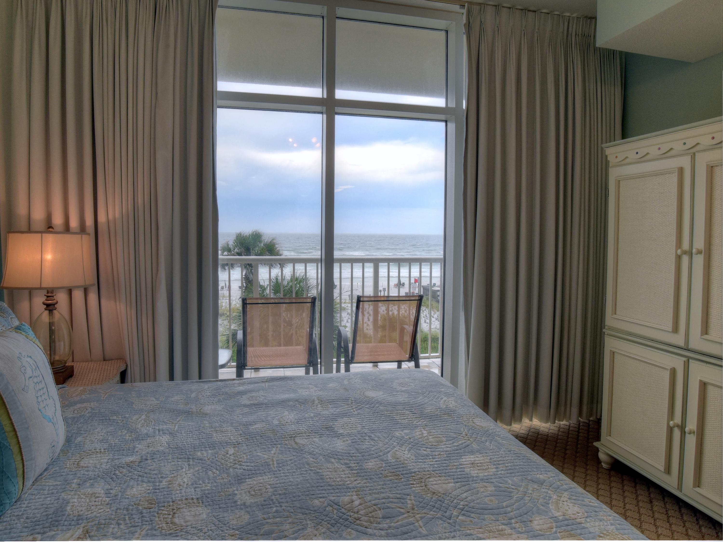 WATERS EDGE - Residential