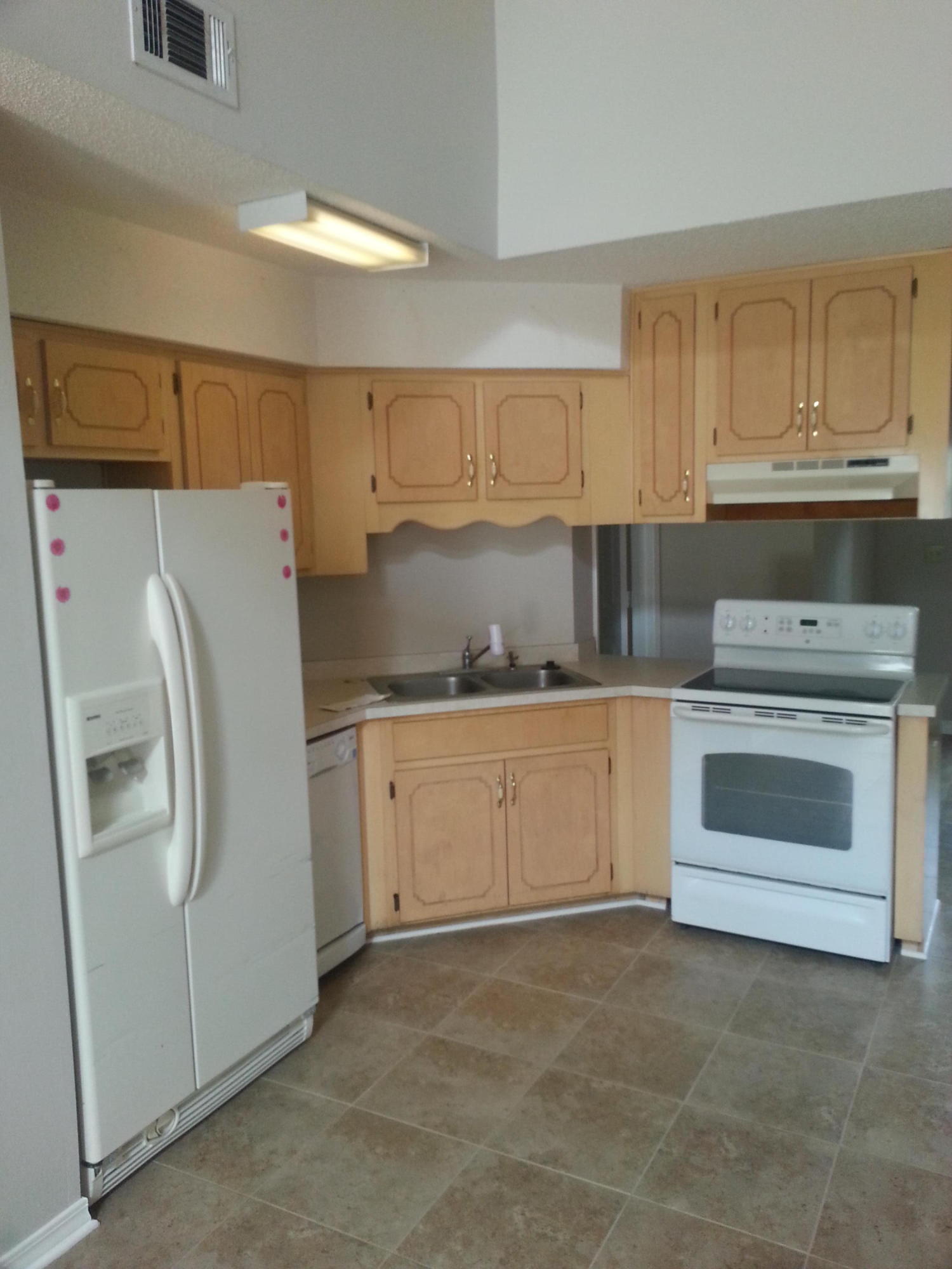 WILSON SQUARE T/H - Residential