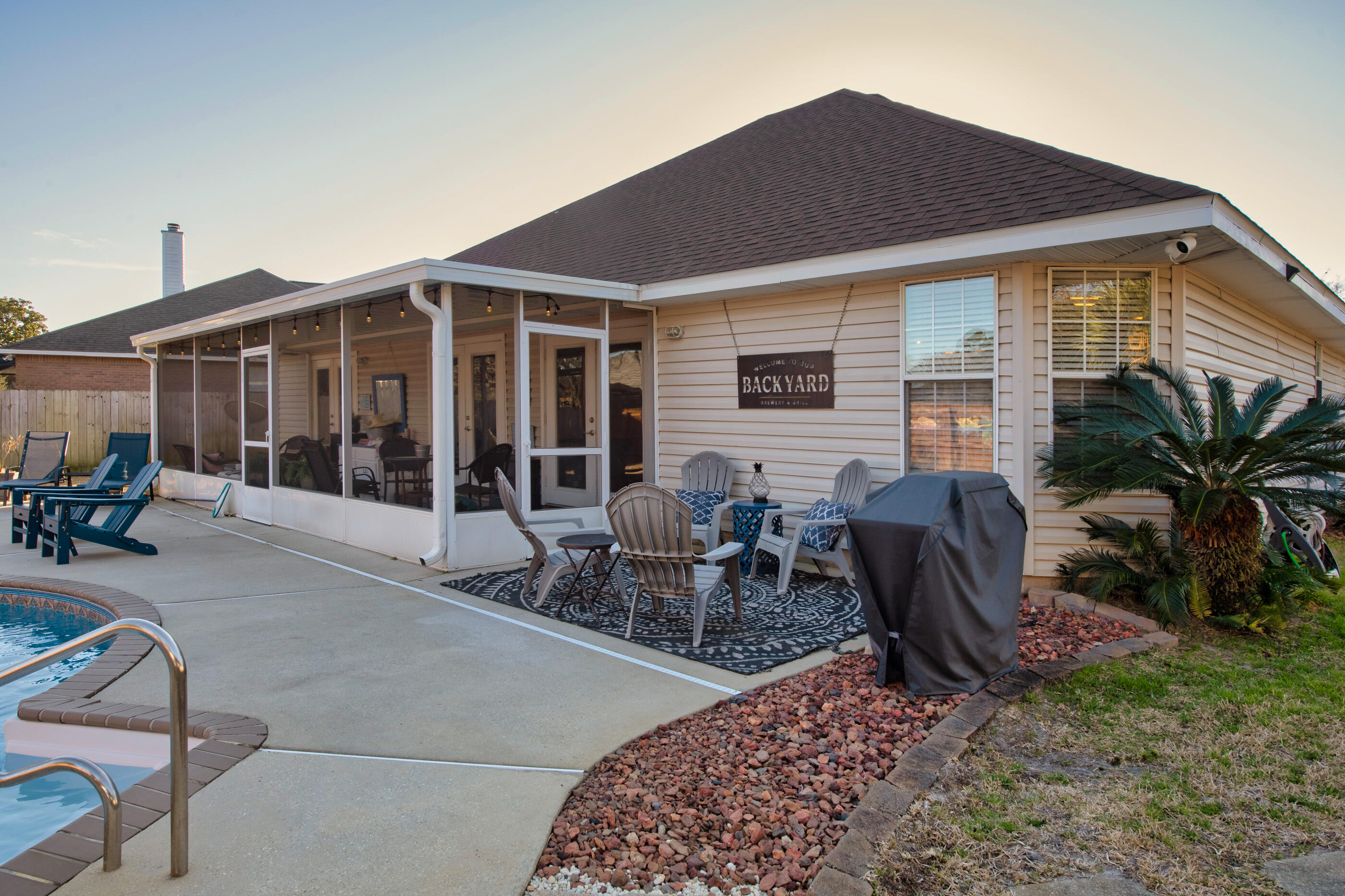 BISCAYNE POINTE - Residential