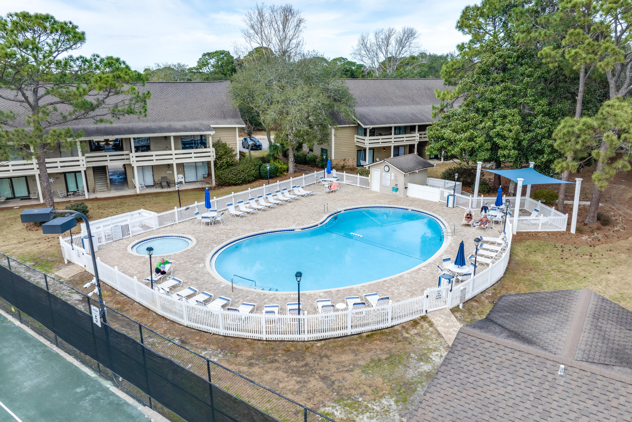 SEASCAPE CONDO TENNIS VILLAGE - Residential