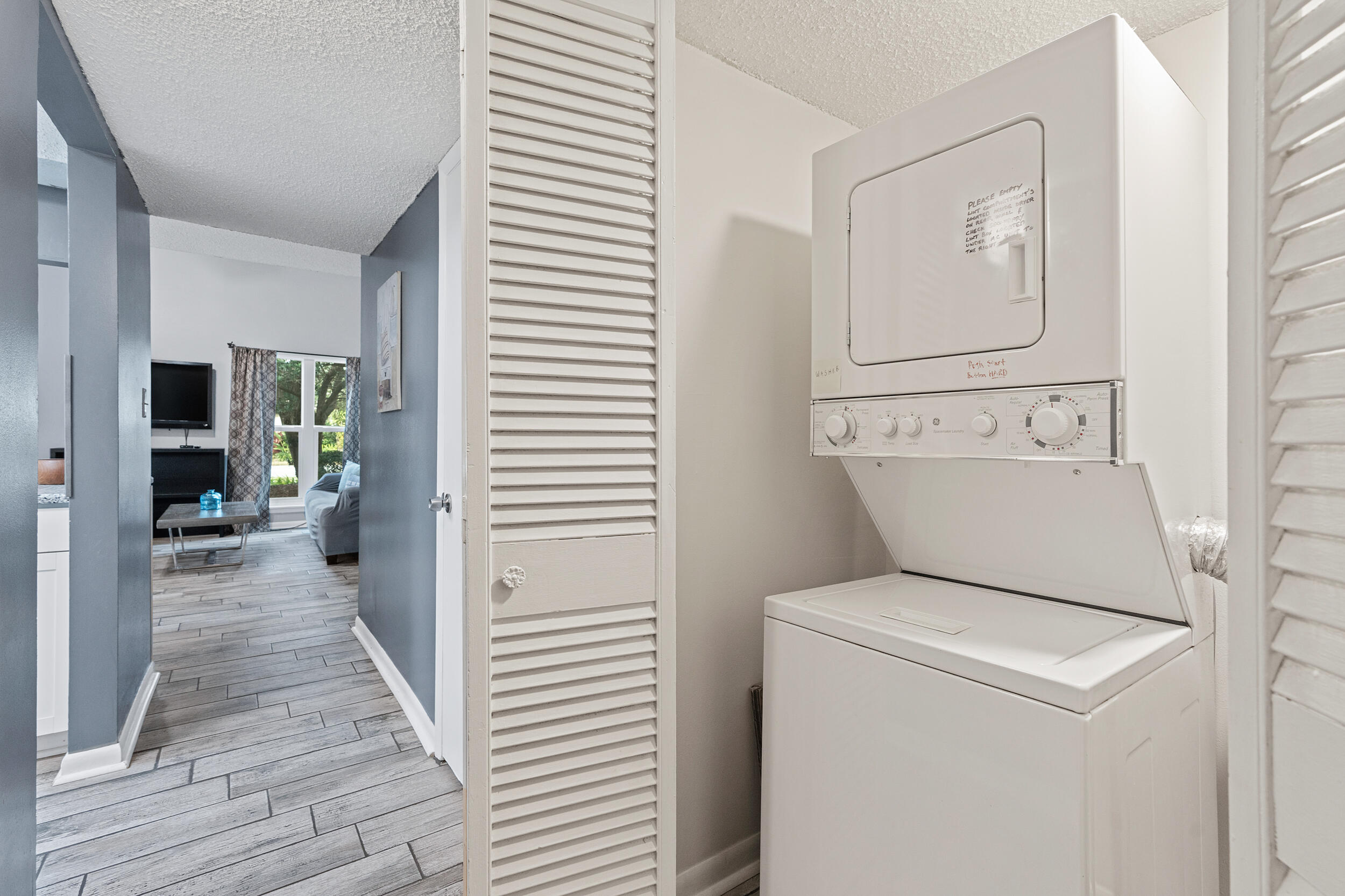 SEASCAPE CONDO TENNIS VILLAGE - Residential