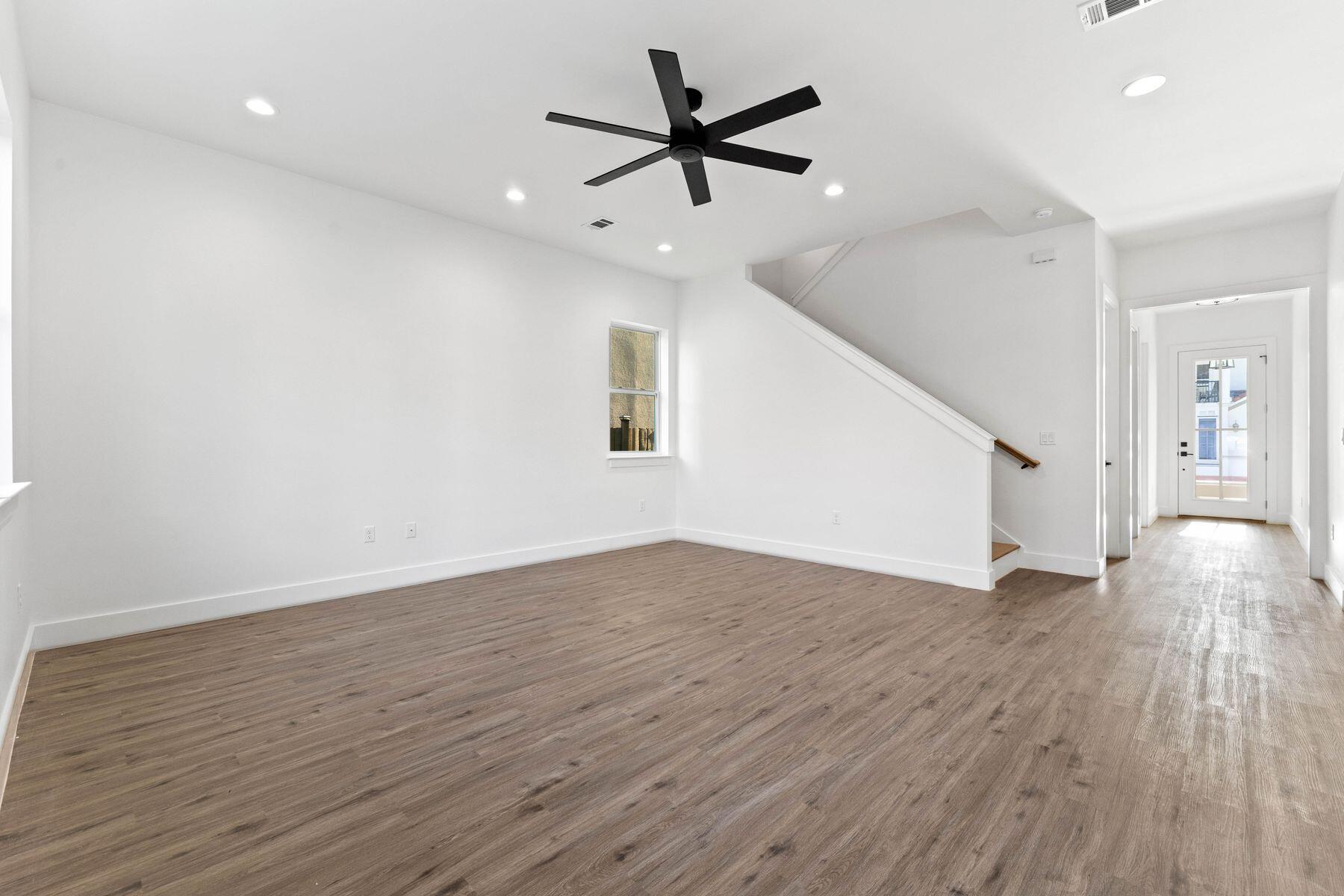 CALUSA BAY S/D - Residential