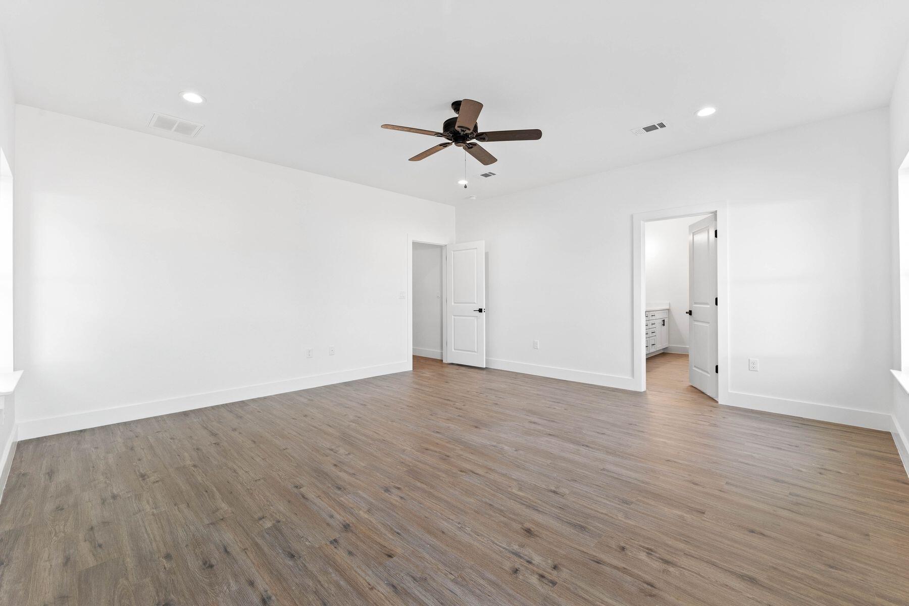 CALUSA BAY S/D - Residential