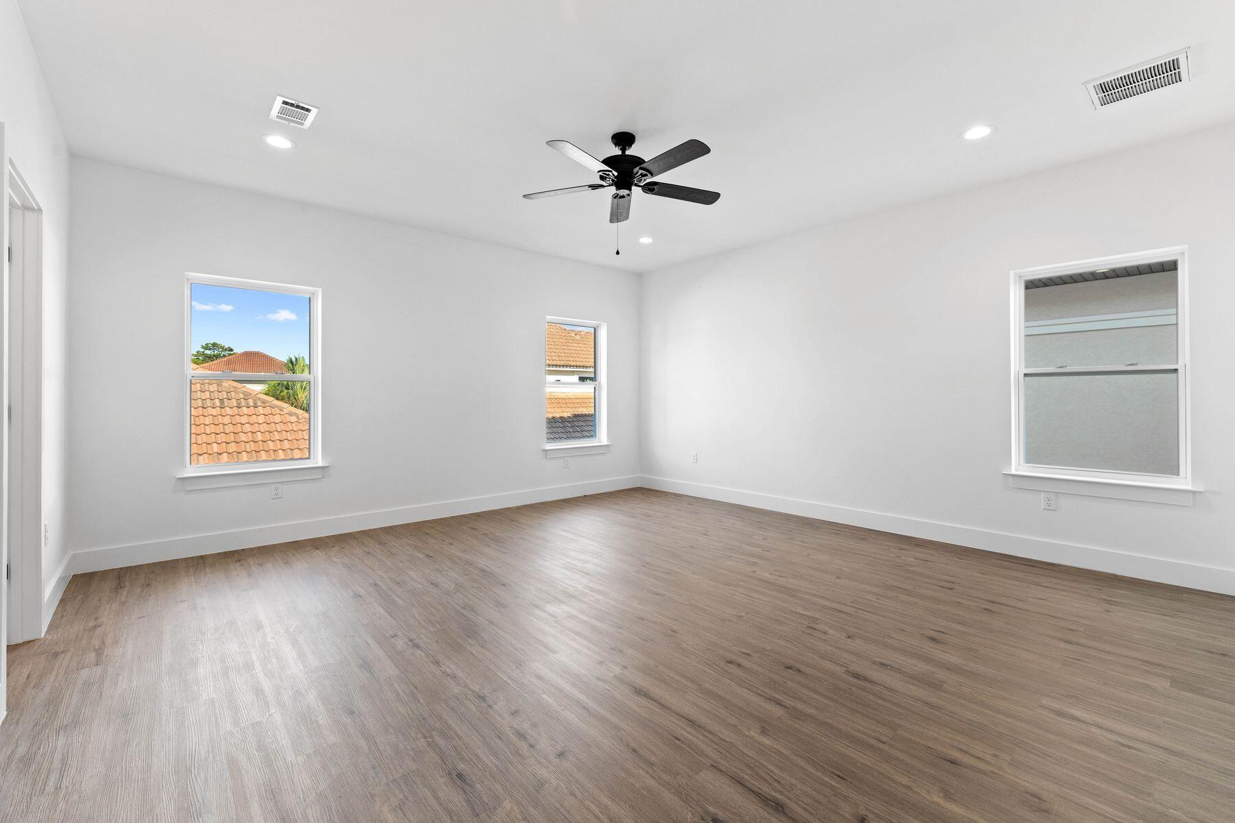 CALUSA BAY S/D - Residential