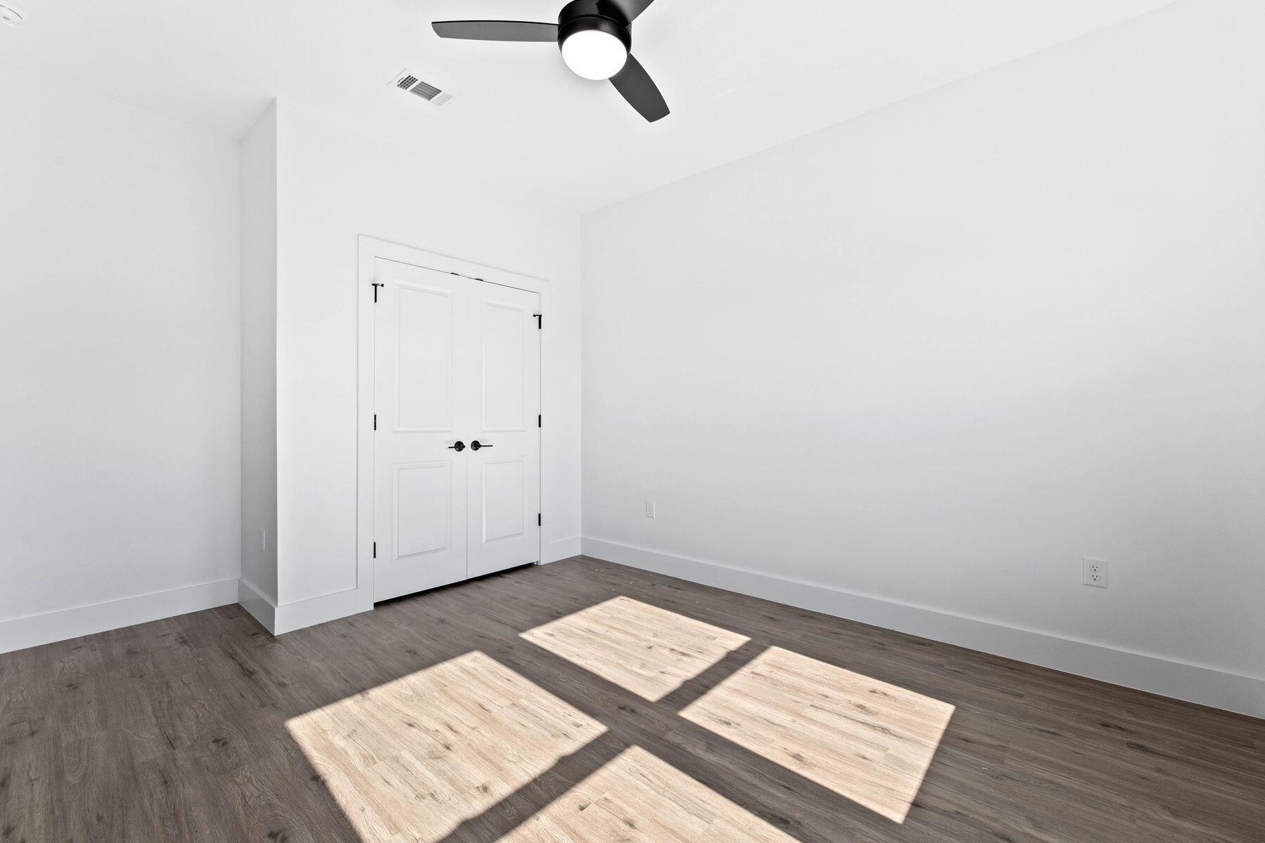 CALUSA BAY S/D - Residential