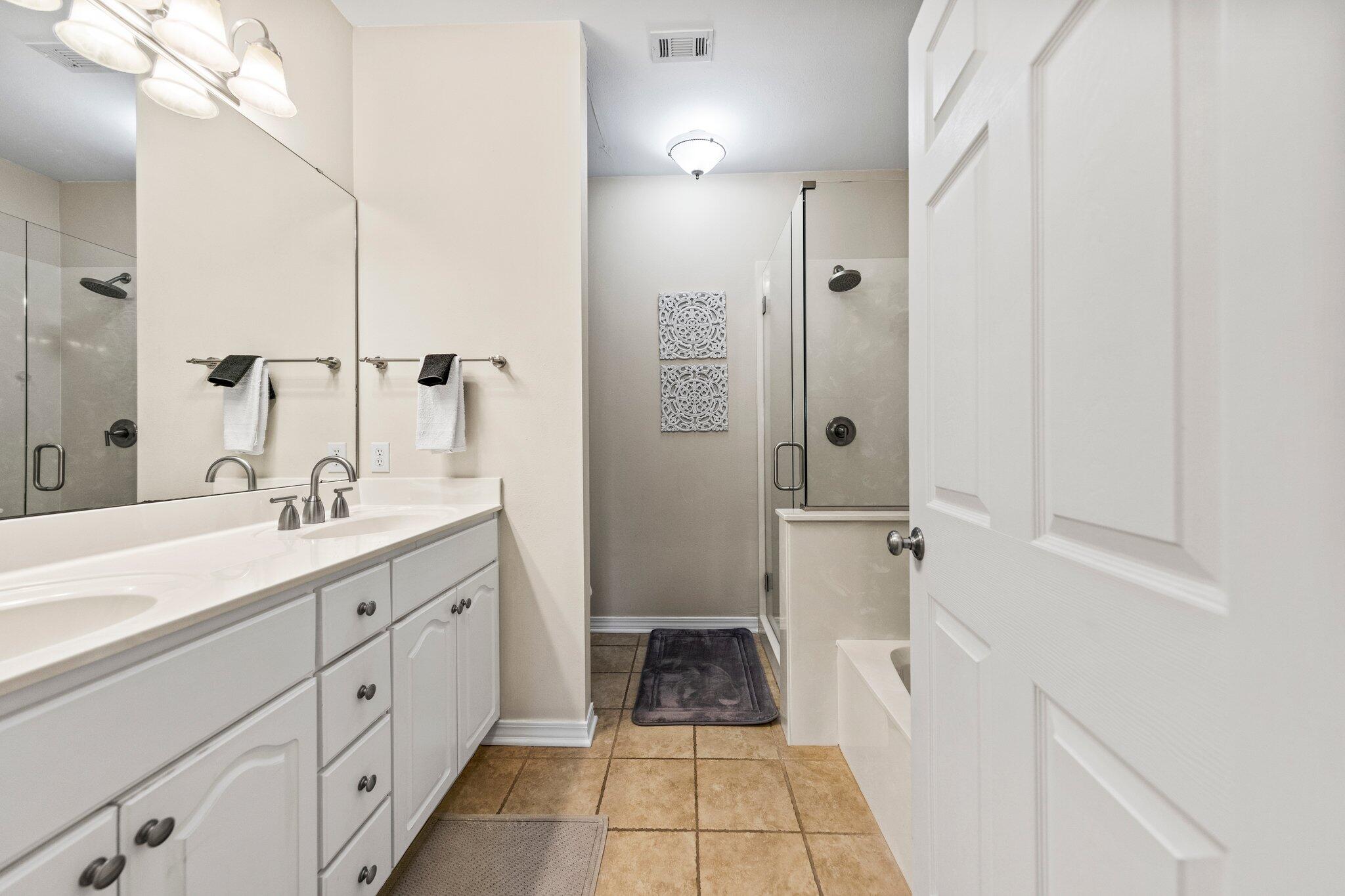 OLD FLORIDA COTTAGES - Residential