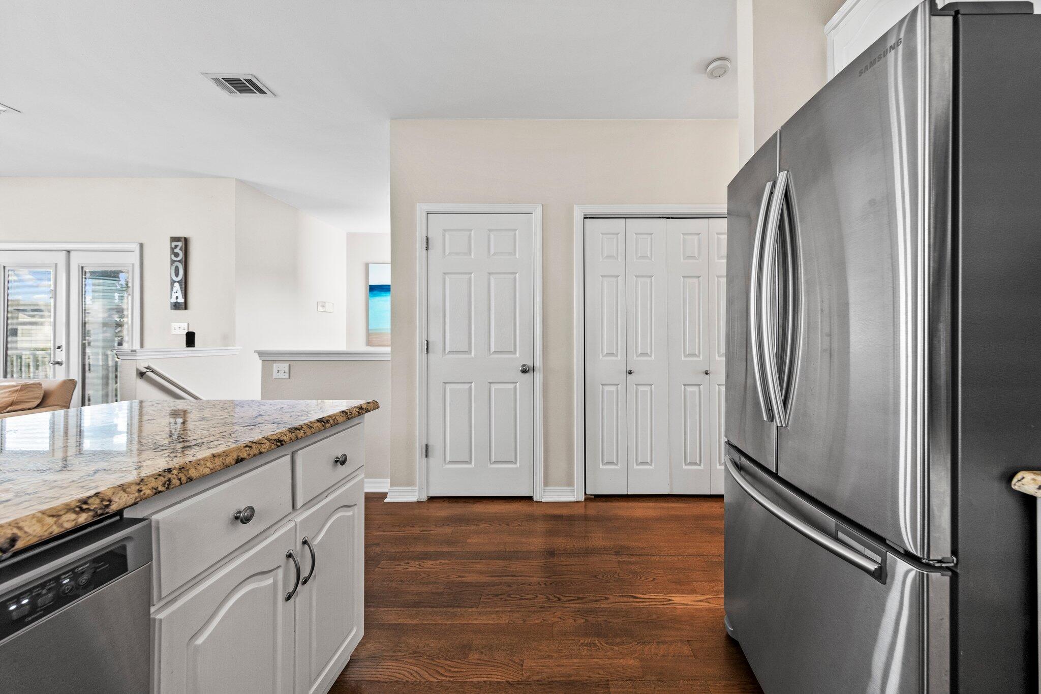 OLD FLORIDA COTTAGES - Residential