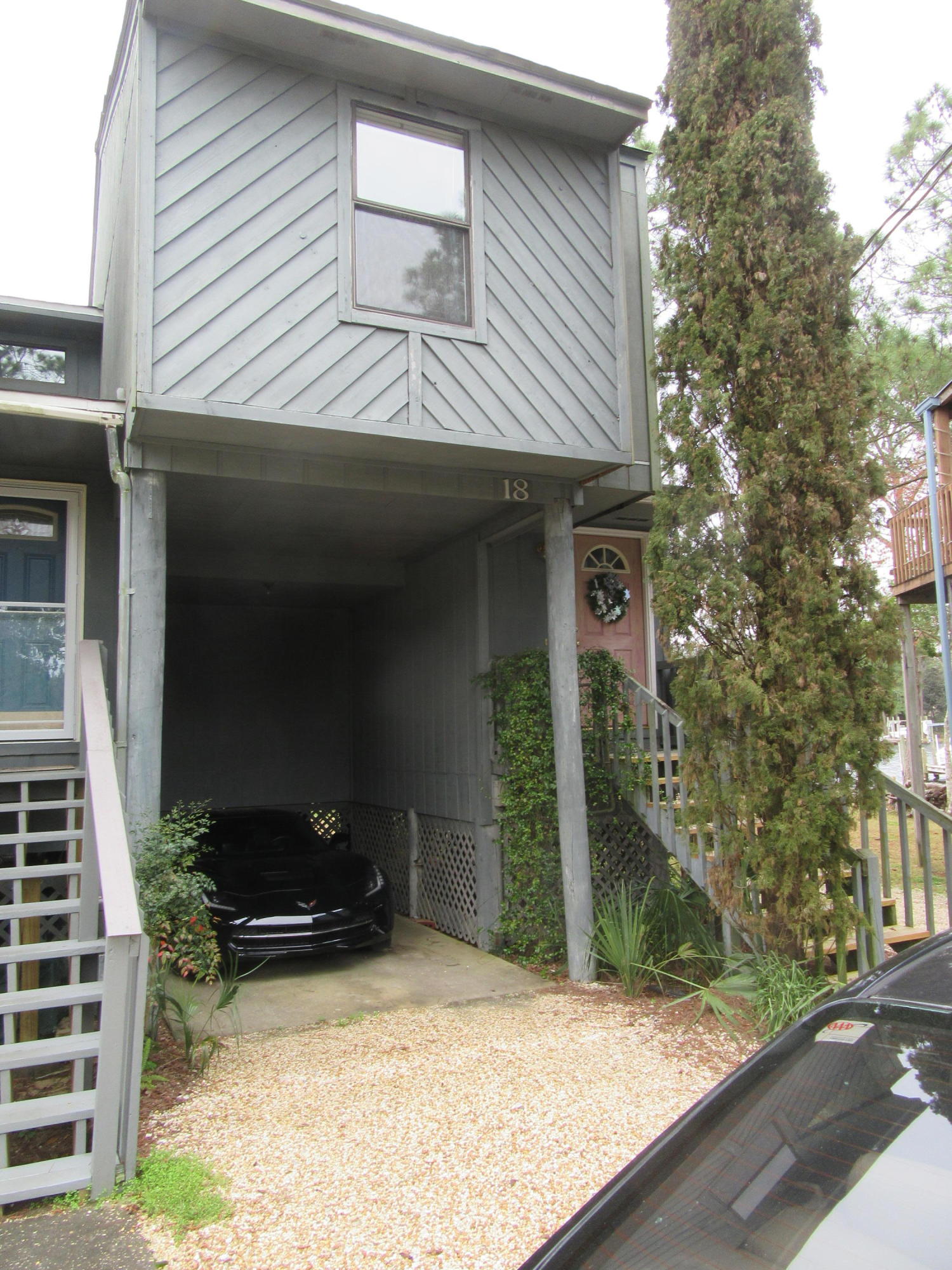 SWIFT BAYOU T/H - Residential Lease