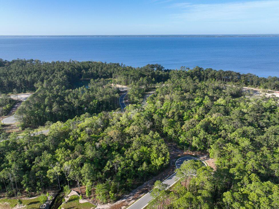 HAMMOCK BAY/Steamboat Landing - Land