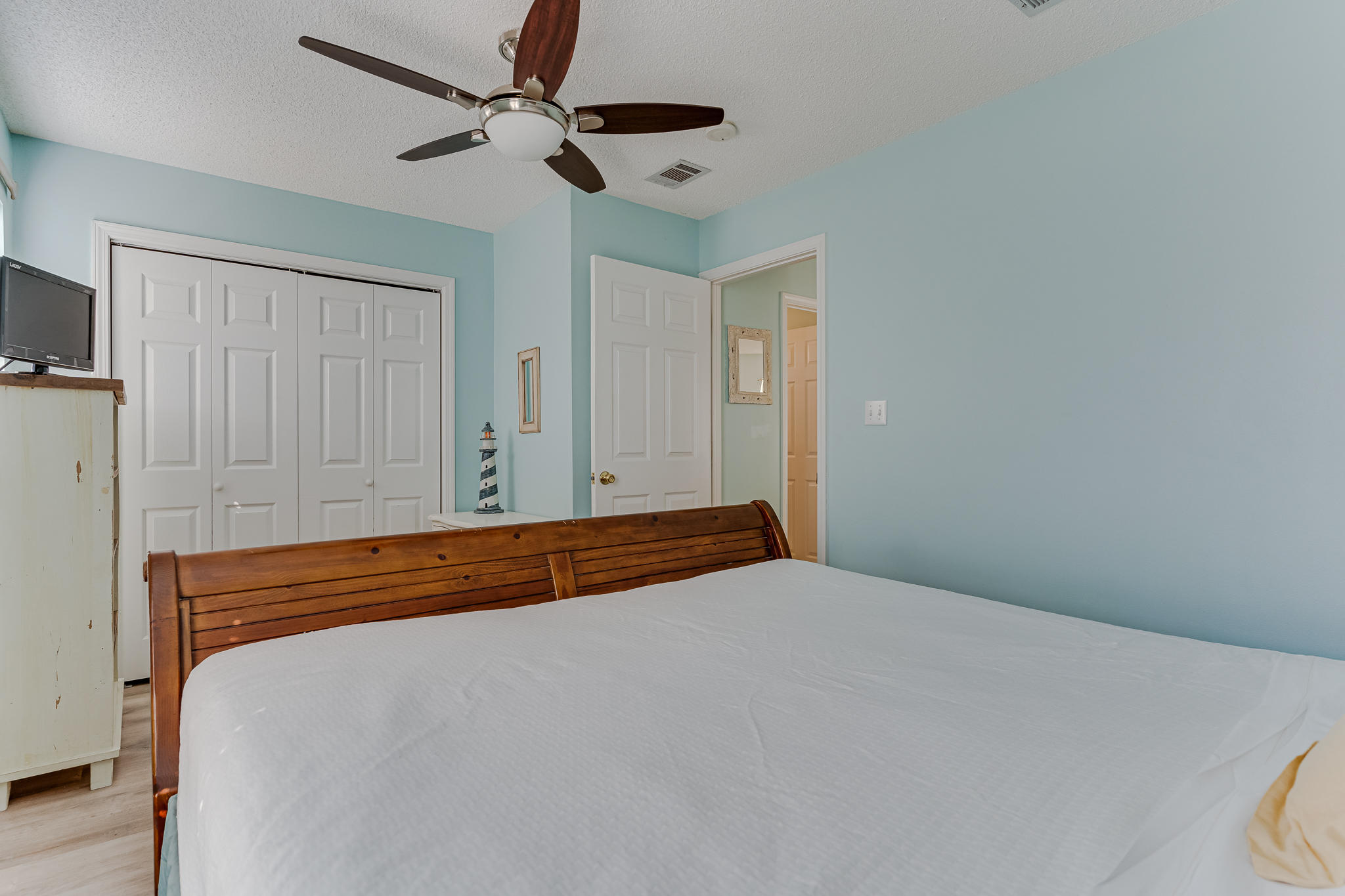 GULF SHORE MANOR - Residential