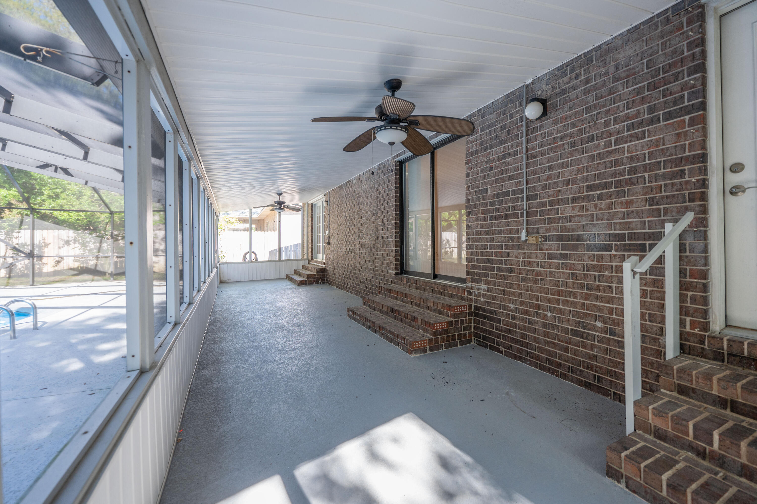 SANTA ROSA SHORES - Residential