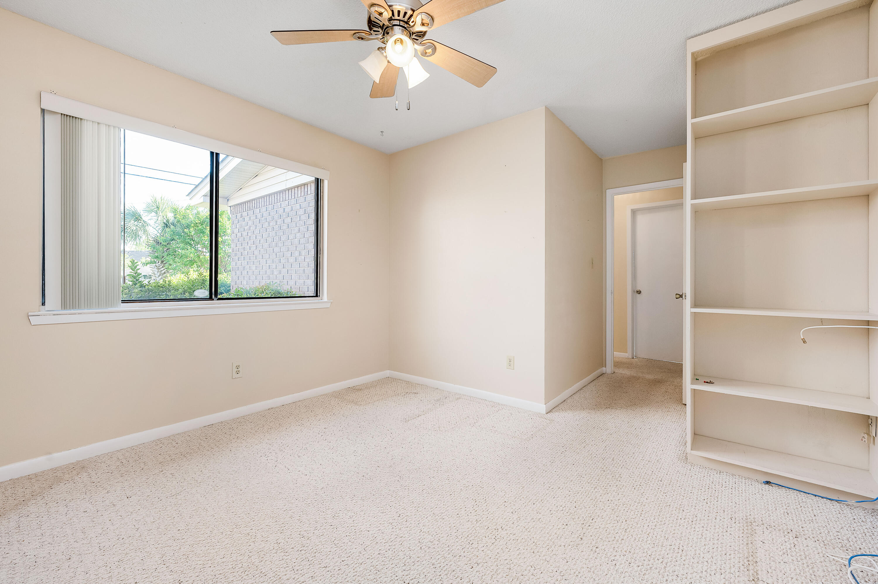 SANTA ROSA SHORES - Residential