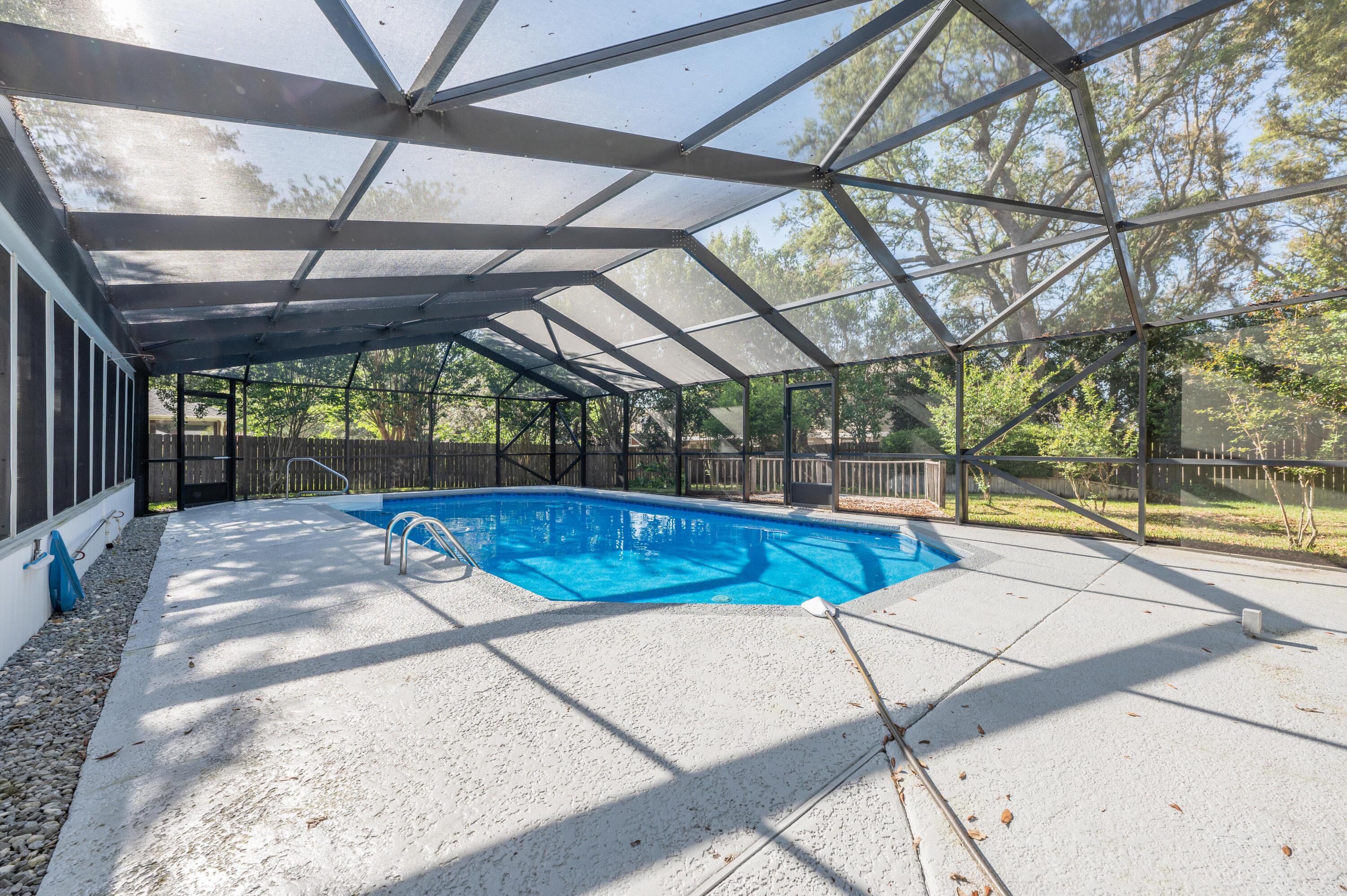 SANTA ROSA SHORES - Residential