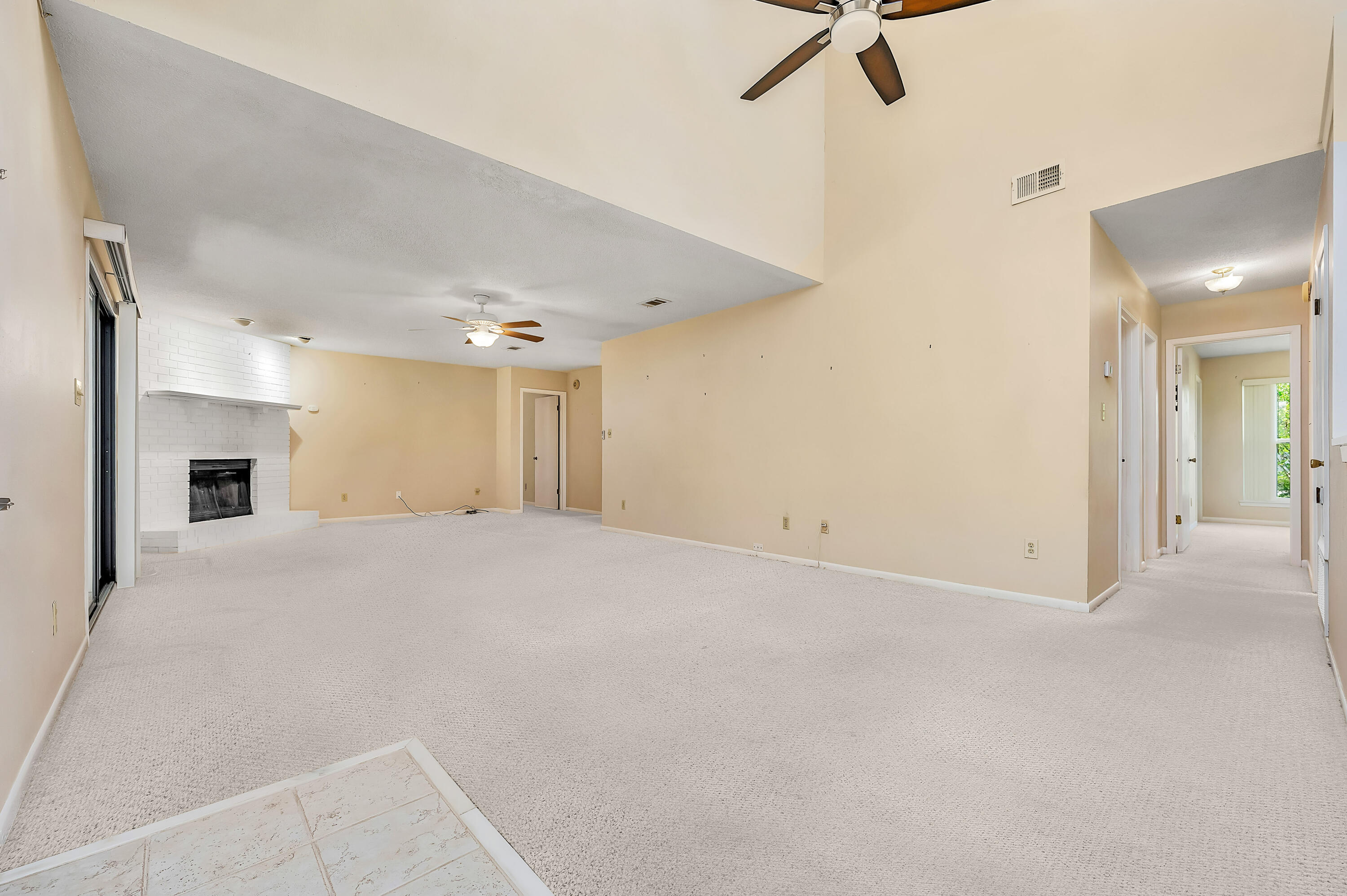 SANTA ROSA SHORES - Residential