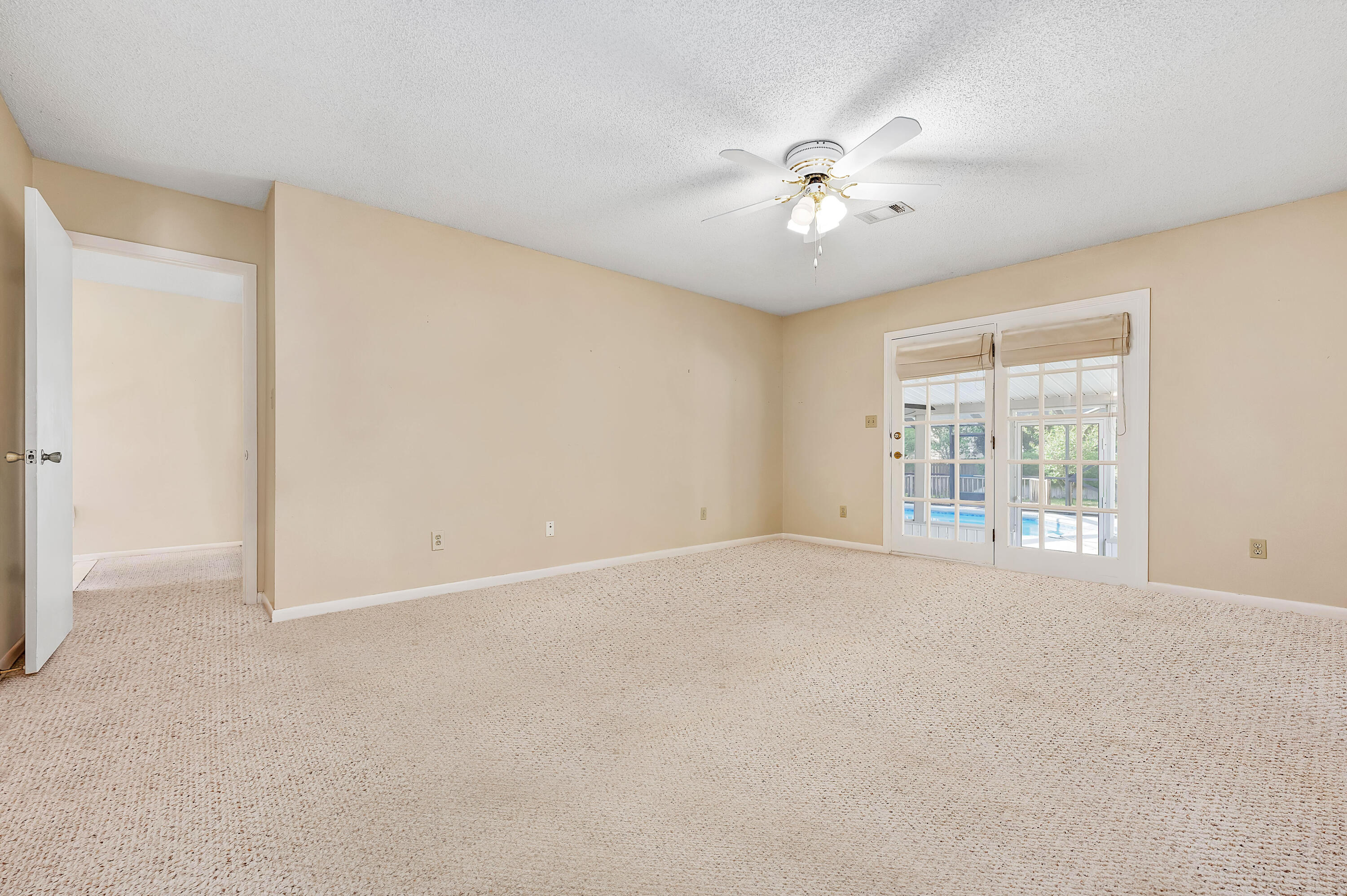 SANTA ROSA SHORES - Residential