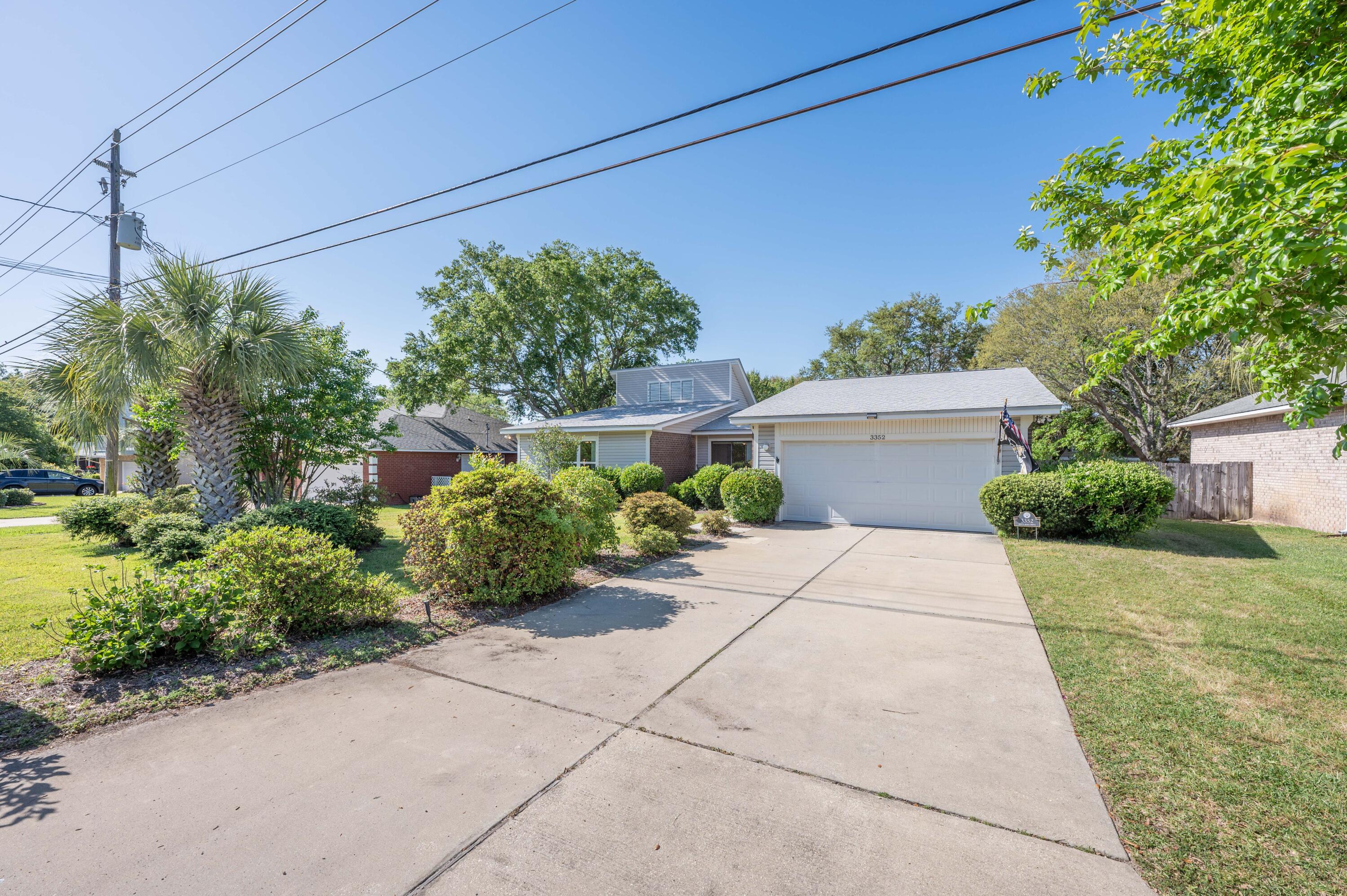 SANTA ROSA SHORES - Residential