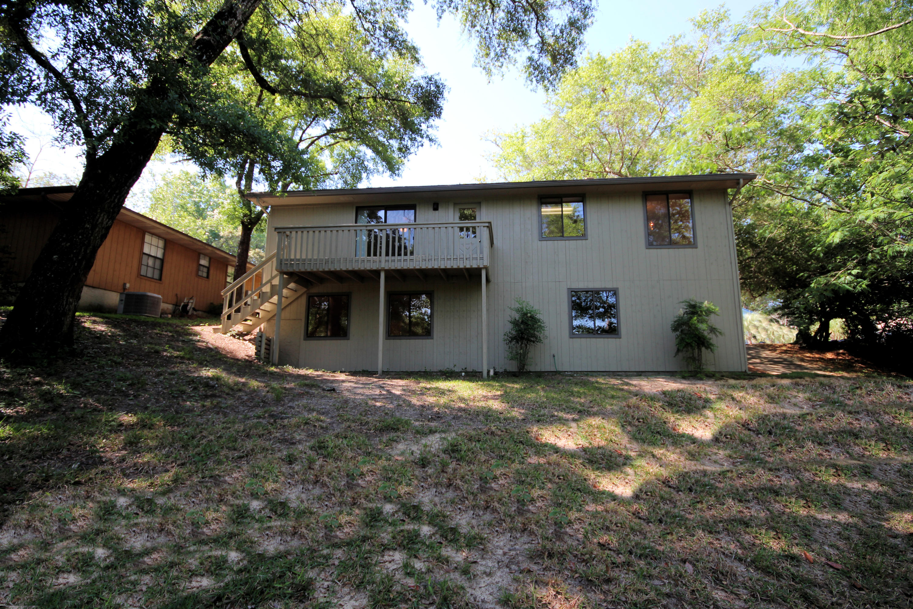 PALM CREST - Residential