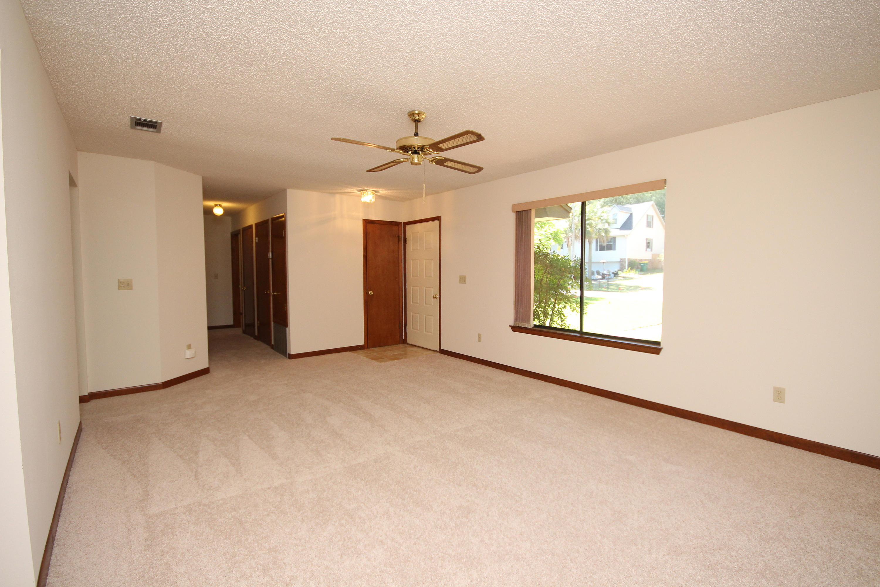 PALM CREST - Residential