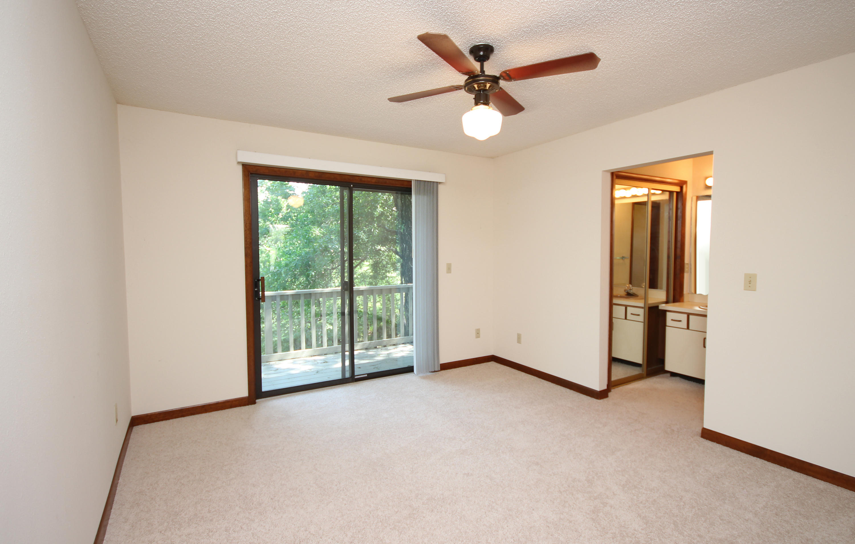 PALM CREST - Residential