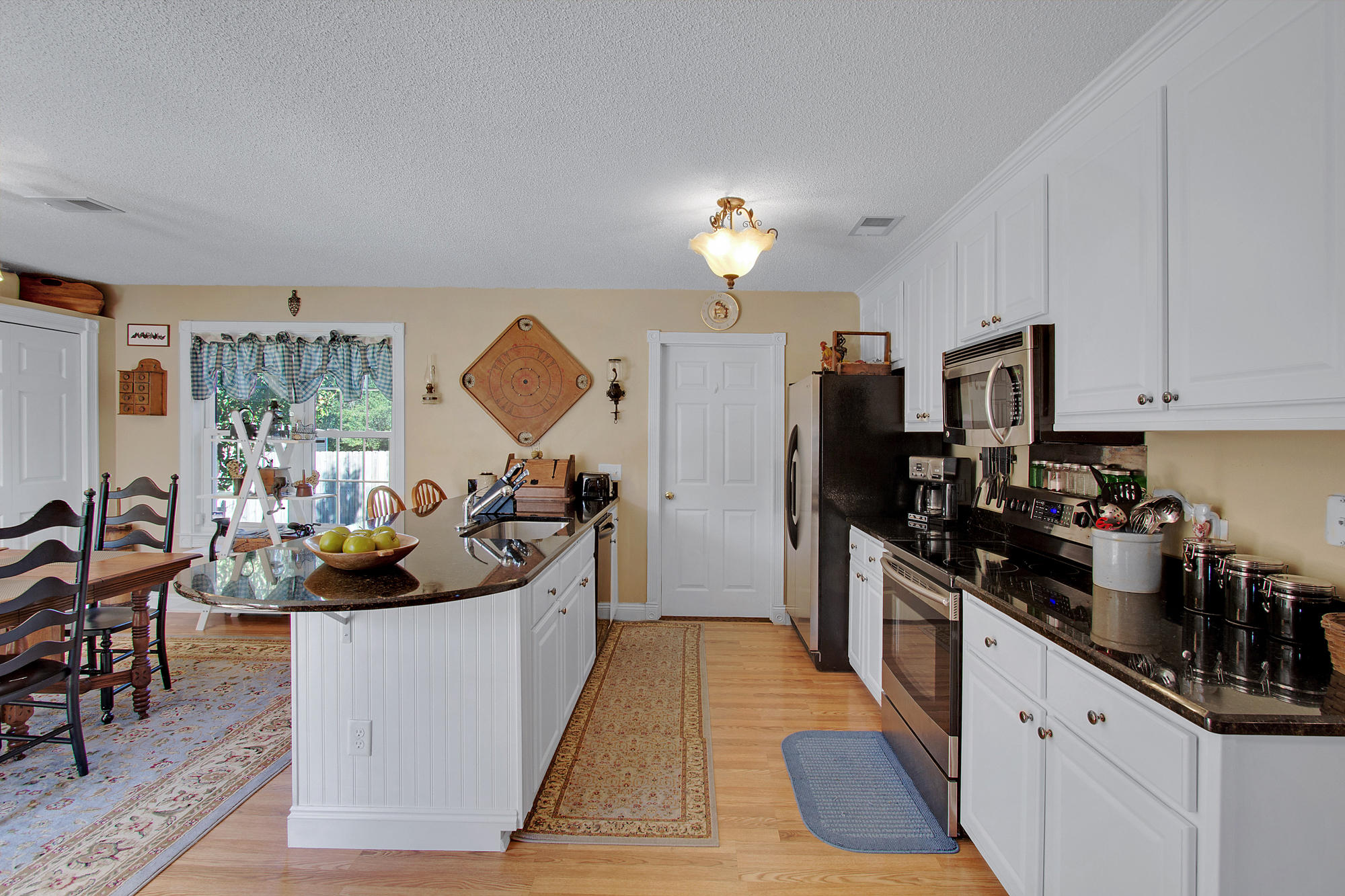 Meets & Bounds - Residential