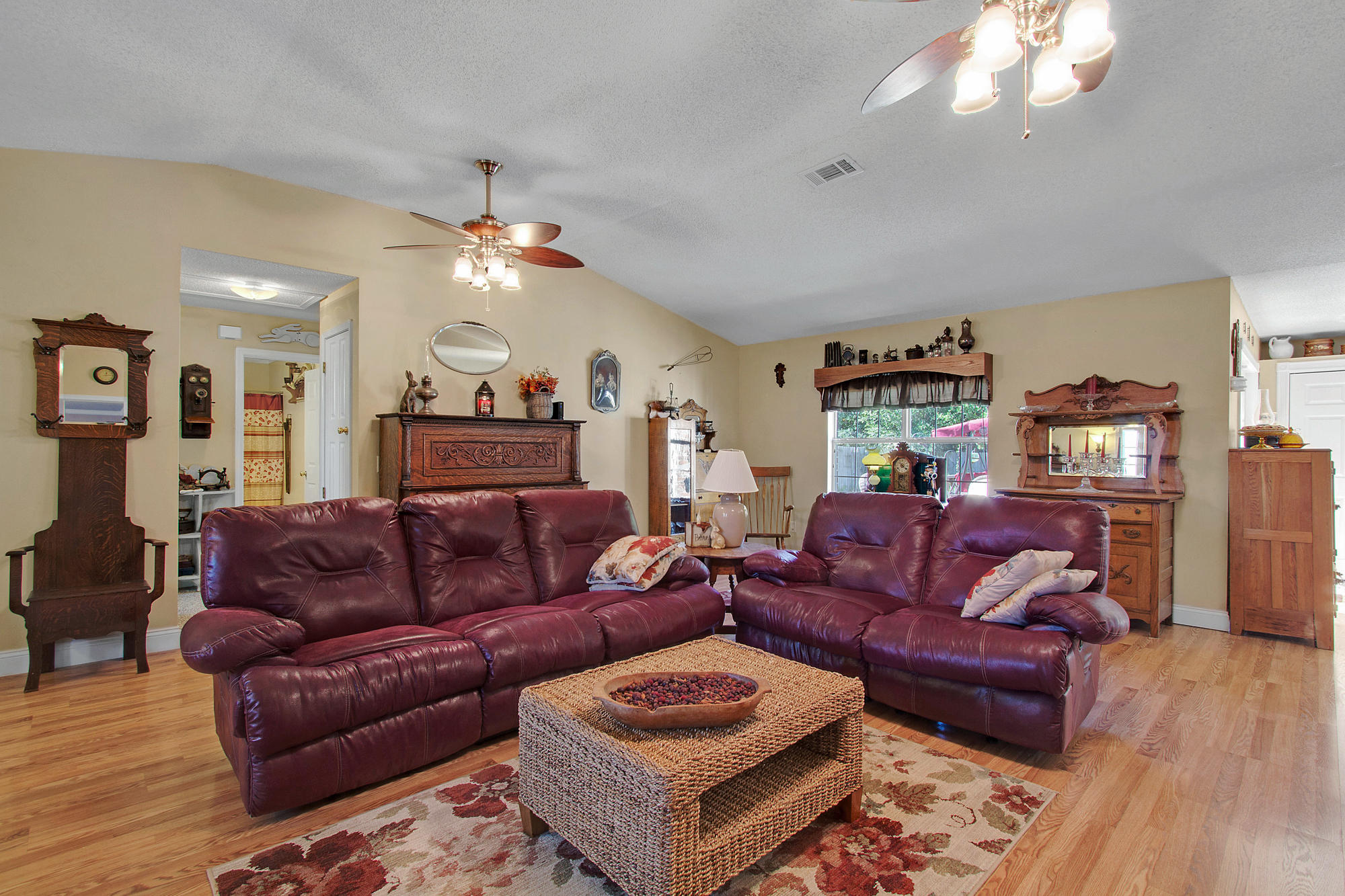 Meets & Bounds - Residential